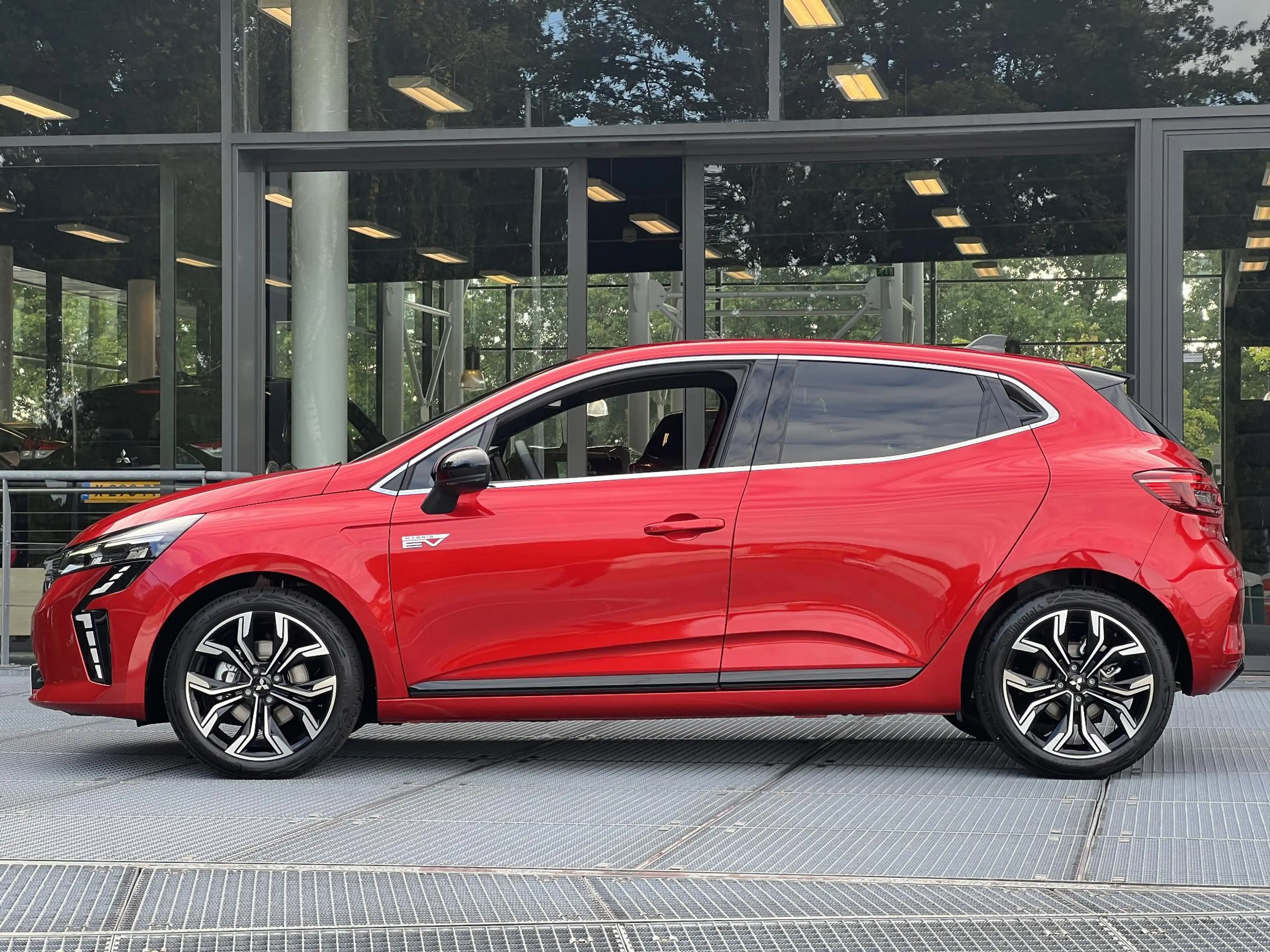 Mitsubishi Colt 1.6 HEV Intense+ Afneembare trekhaak — photo 18