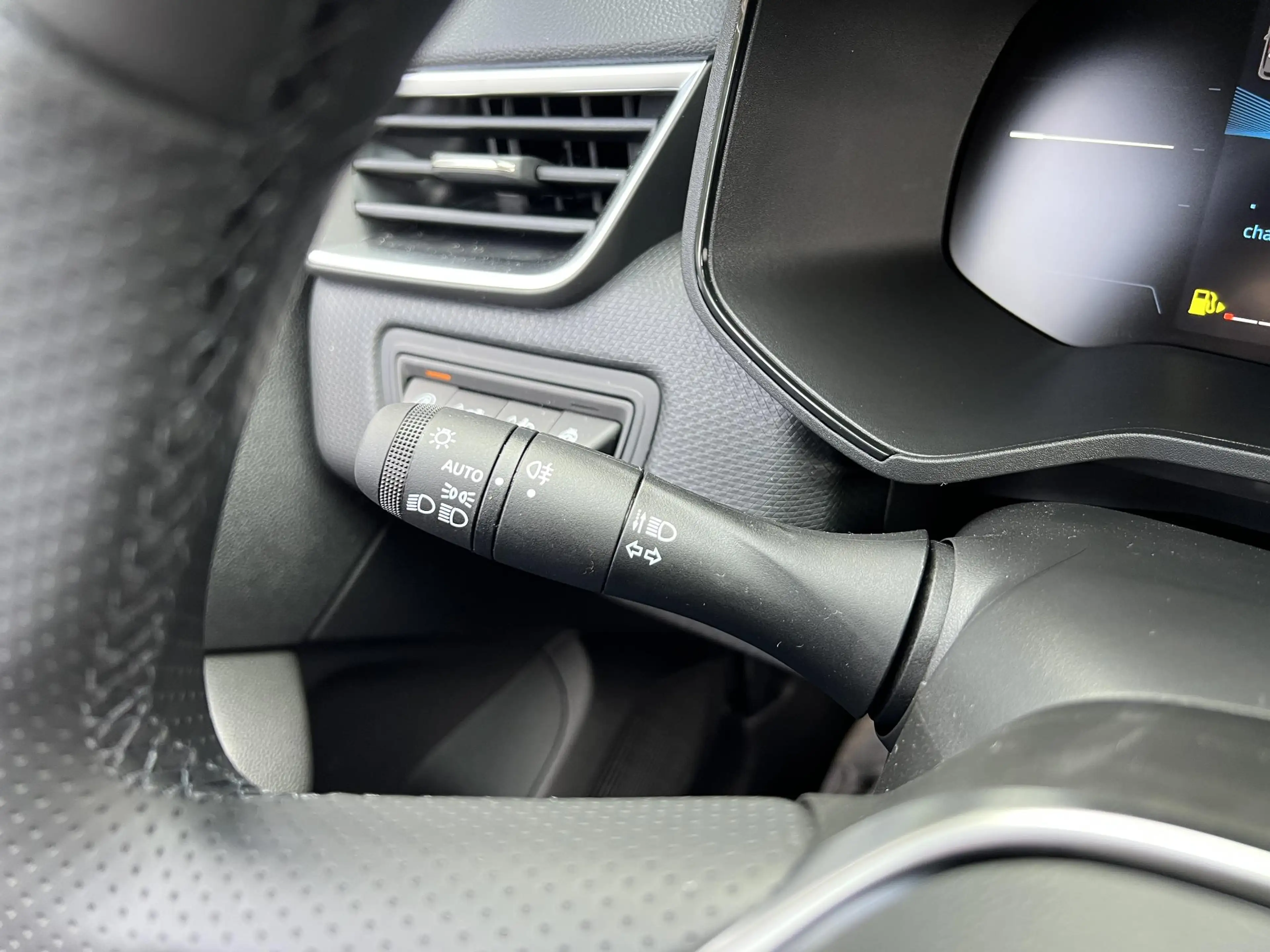Mitsubishi Colt 1.6 HEV Intense+ Afneembare trekhaak — photo 31