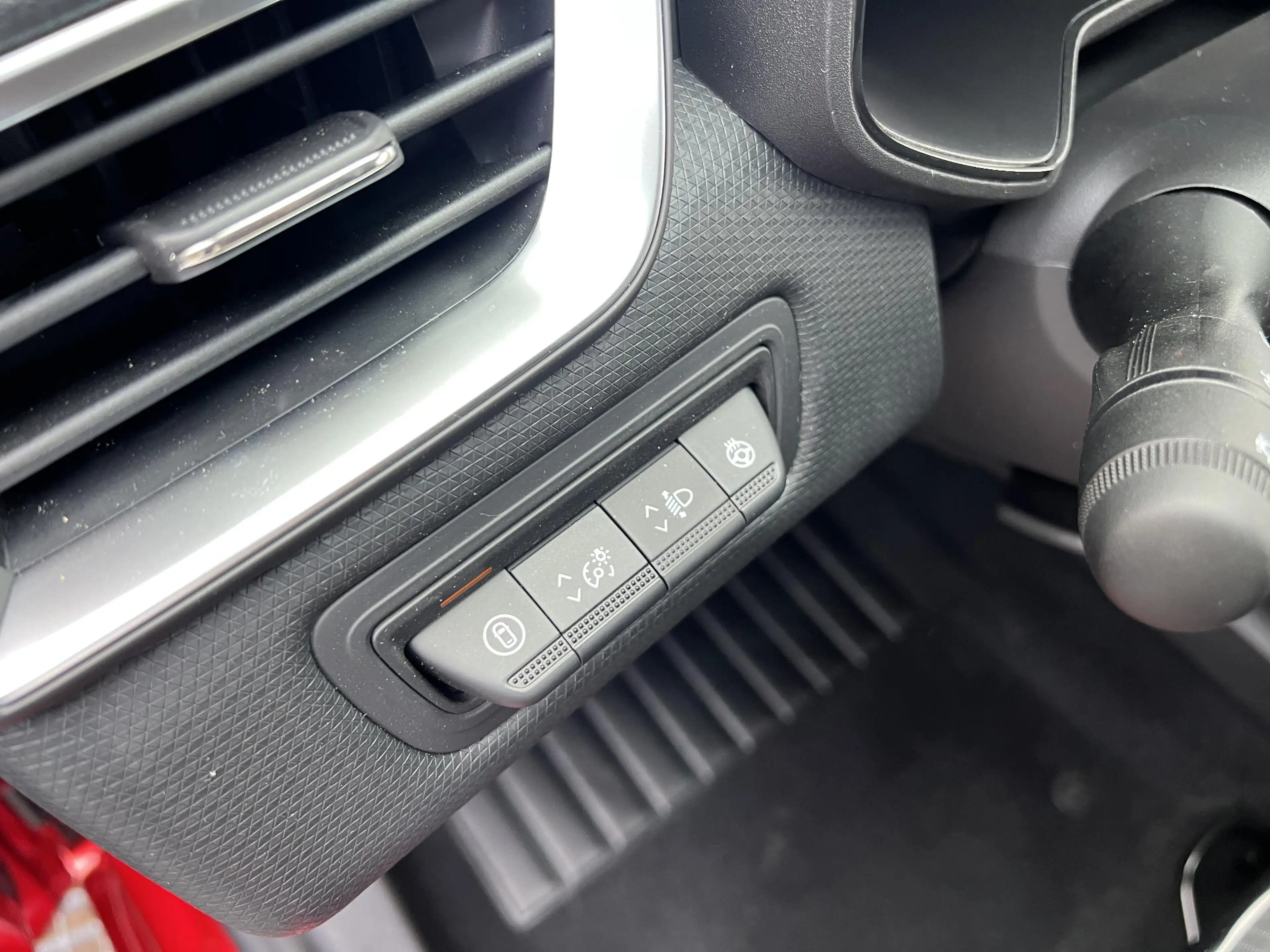 Mitsubishi Colt 1.6 HEV Intense+ Afneembare trekhaak — photo 33