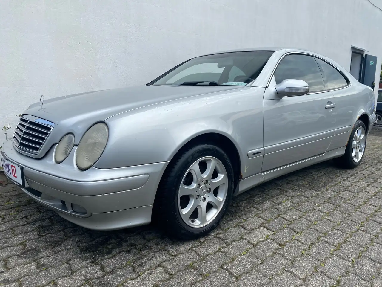 Mercedes-Benz CLK 320