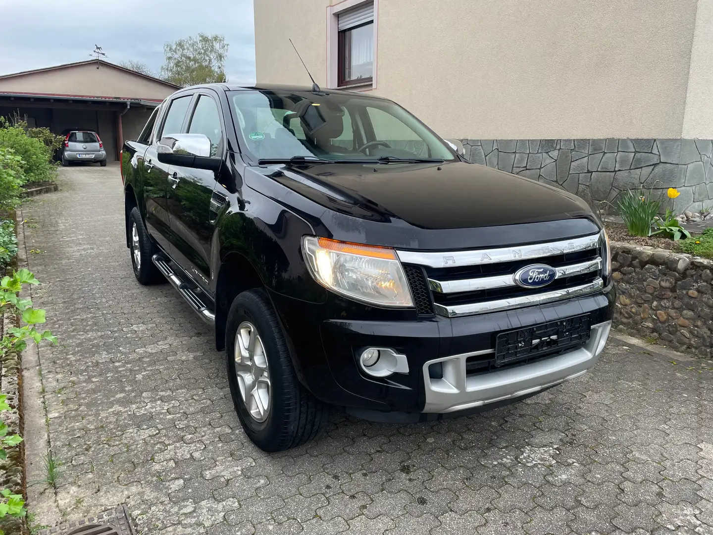 Ford Ranger Limited Чорний - 1