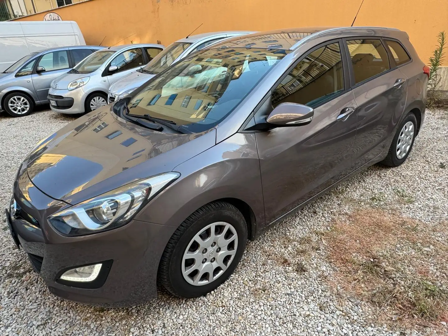 Hyundai i30 i30 II 2012 Wagon Wagon 1.6 crdi Comfort 128cv Beige - 1