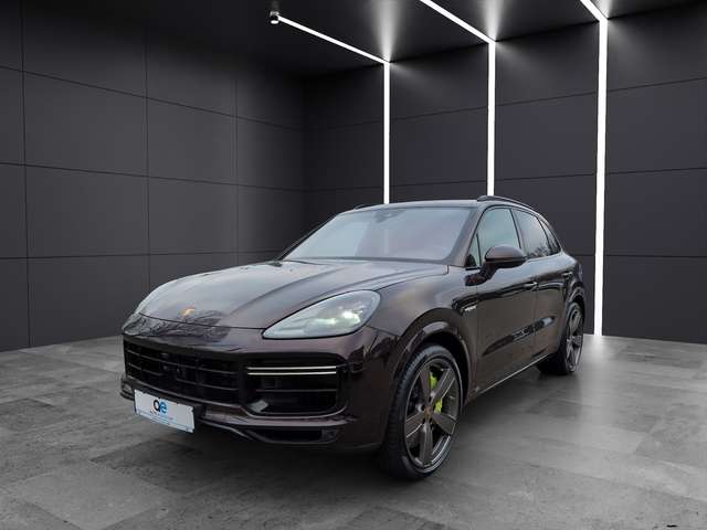 Imagine Porsche Cayenne Turbo S E-H*Nacht*Softcl*360*AHK*HUD*