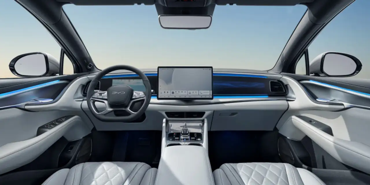 BYD SEALION 7