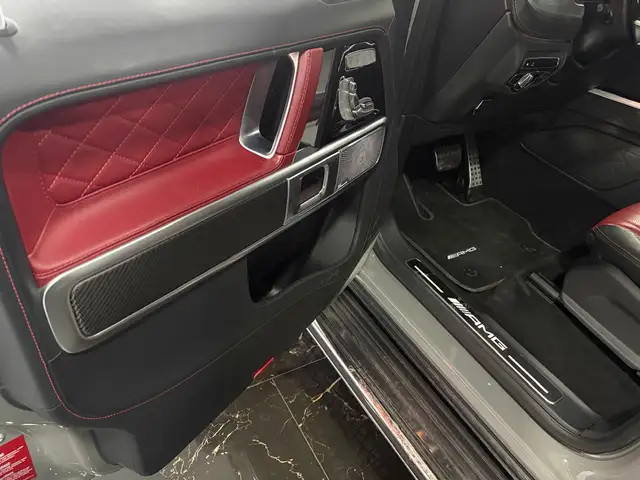 Mercedes-Benz G-Class view 14