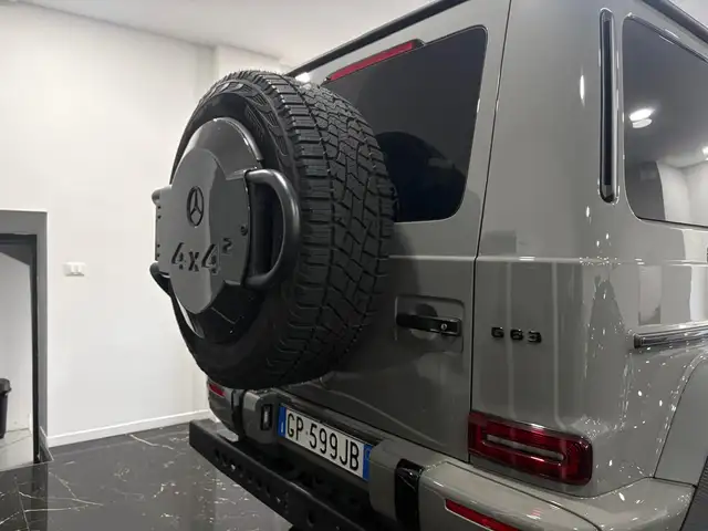 Mercedes-Benz G-Class view 6