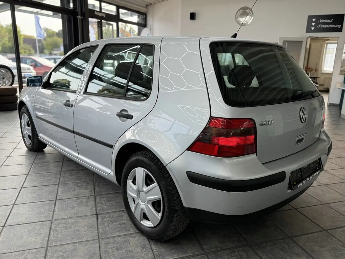 Volkswagen Golf IV 1.6 Edition, Klima, HU 10 26, Automatik! Zilver - 2