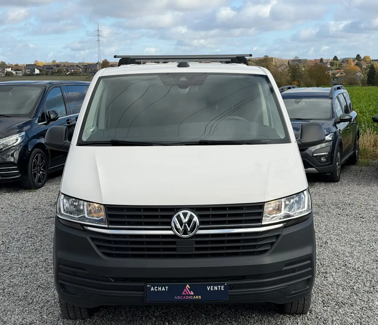 Volkswagen T6.1 Transporter LONG CHASSIS - CARPLAY - ATT REMORQUE - TVAC bijela - 2