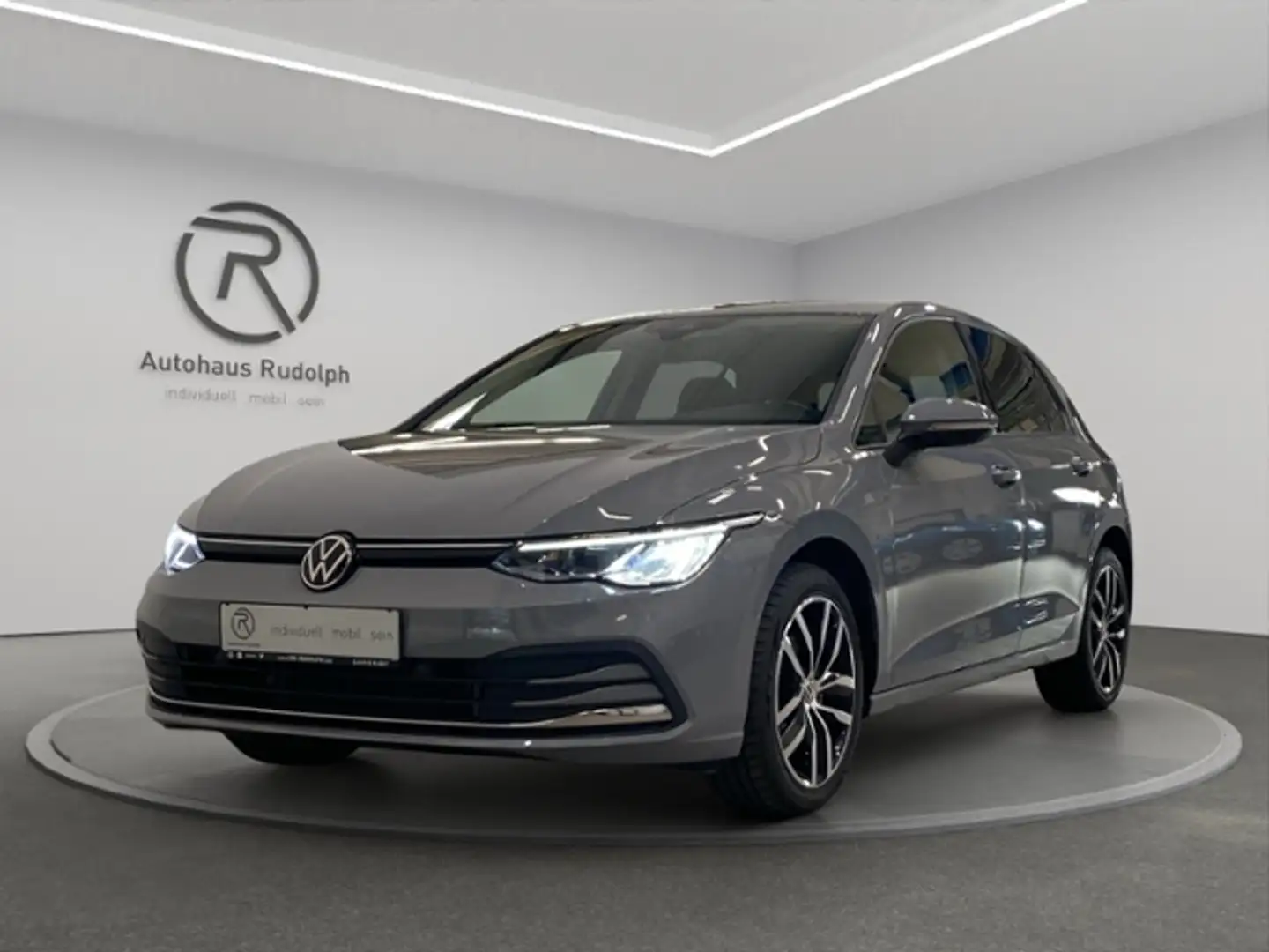 Volkswagen Golf VIII 1.5 TSI Active / Navi LED ACC Grau - 2