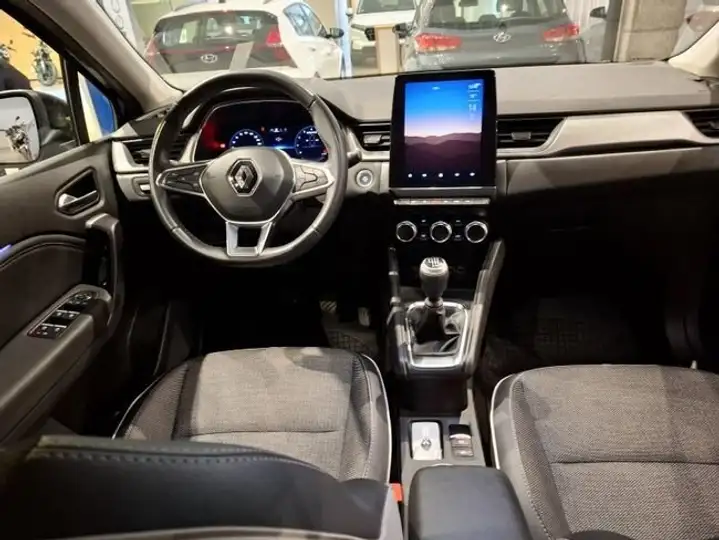Renault Captur techno Tce 2024, foto 4