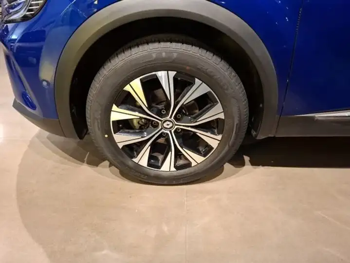 Renault Captur techno Tce 2024, foto 3