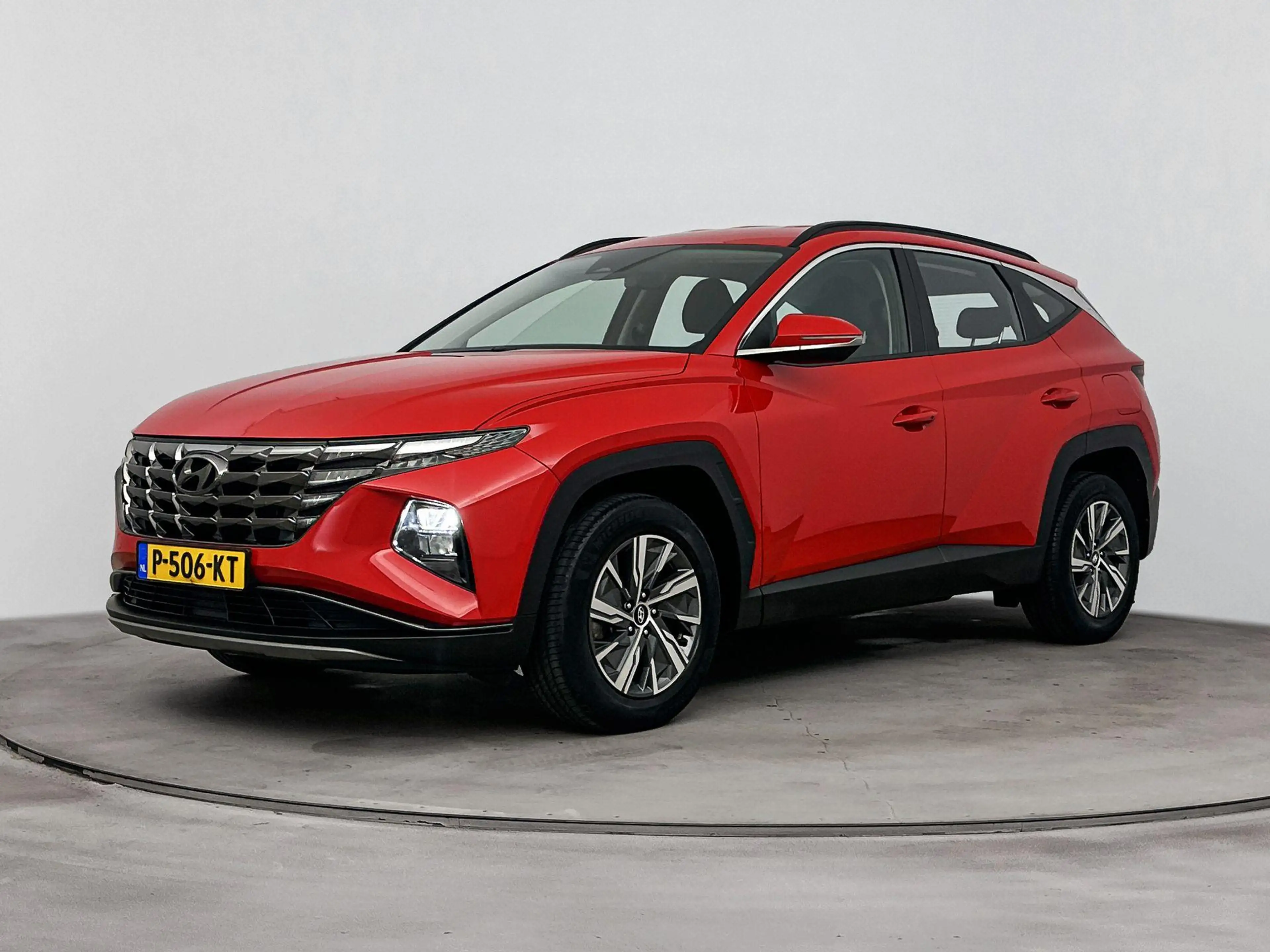 Hyundai TUCSON 1.6 T-GDI HEV COMFORT | TREKGEWICHT 1650 KG | TREK — photo 8