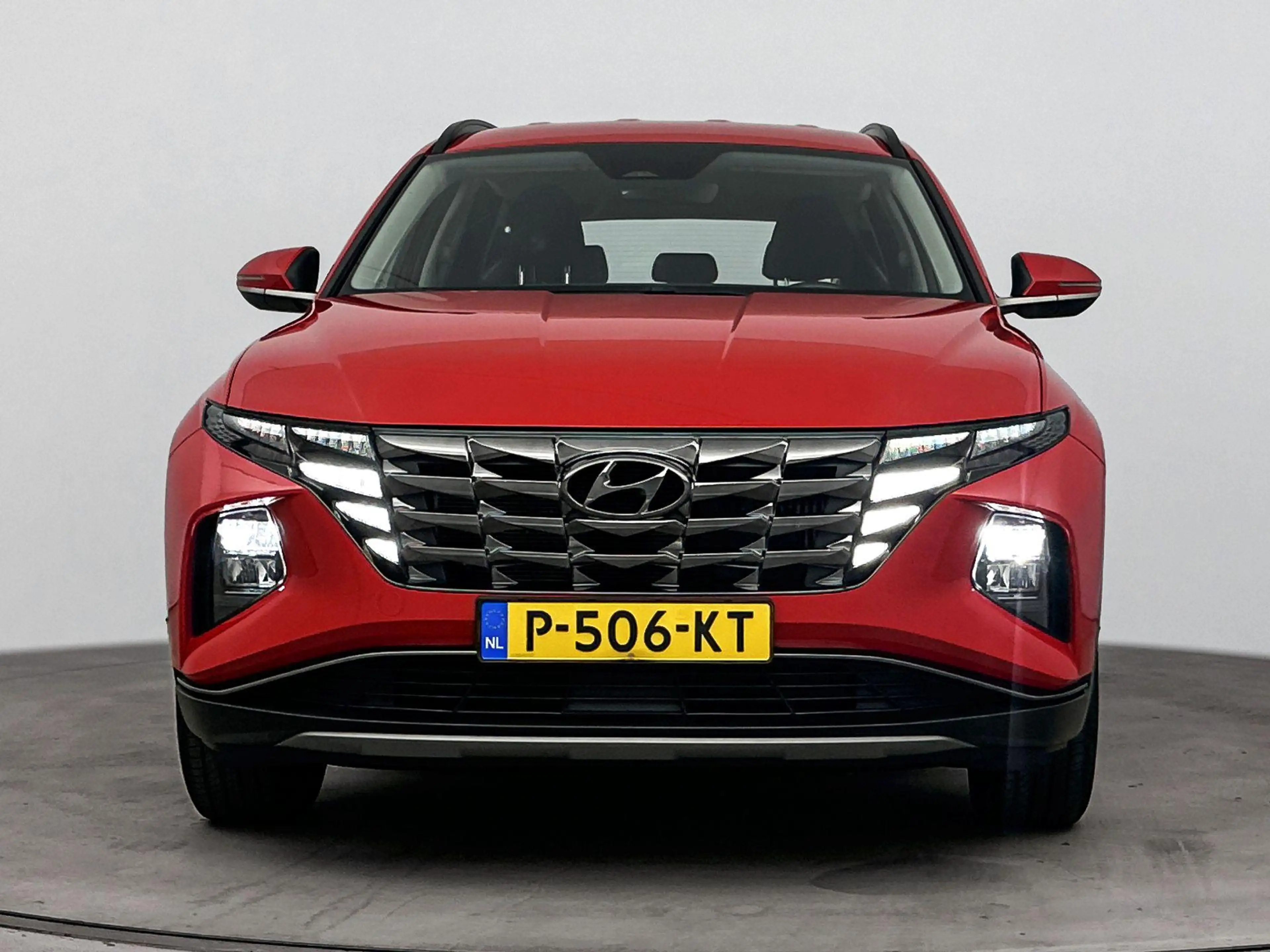 Hyundai TUCSON 1.6 T-GDI HEV COMFORT | TREKGEWICHT 1650 KG | TREK — photo 4