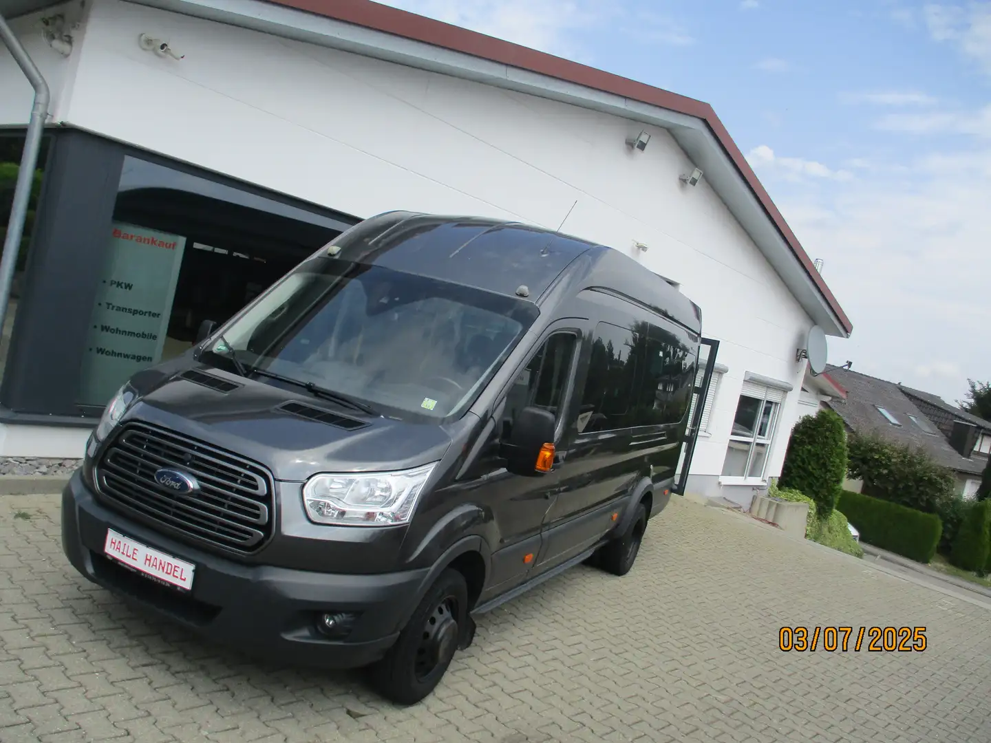 Ford Transit Bus 17 Sitzer Zwart - 2