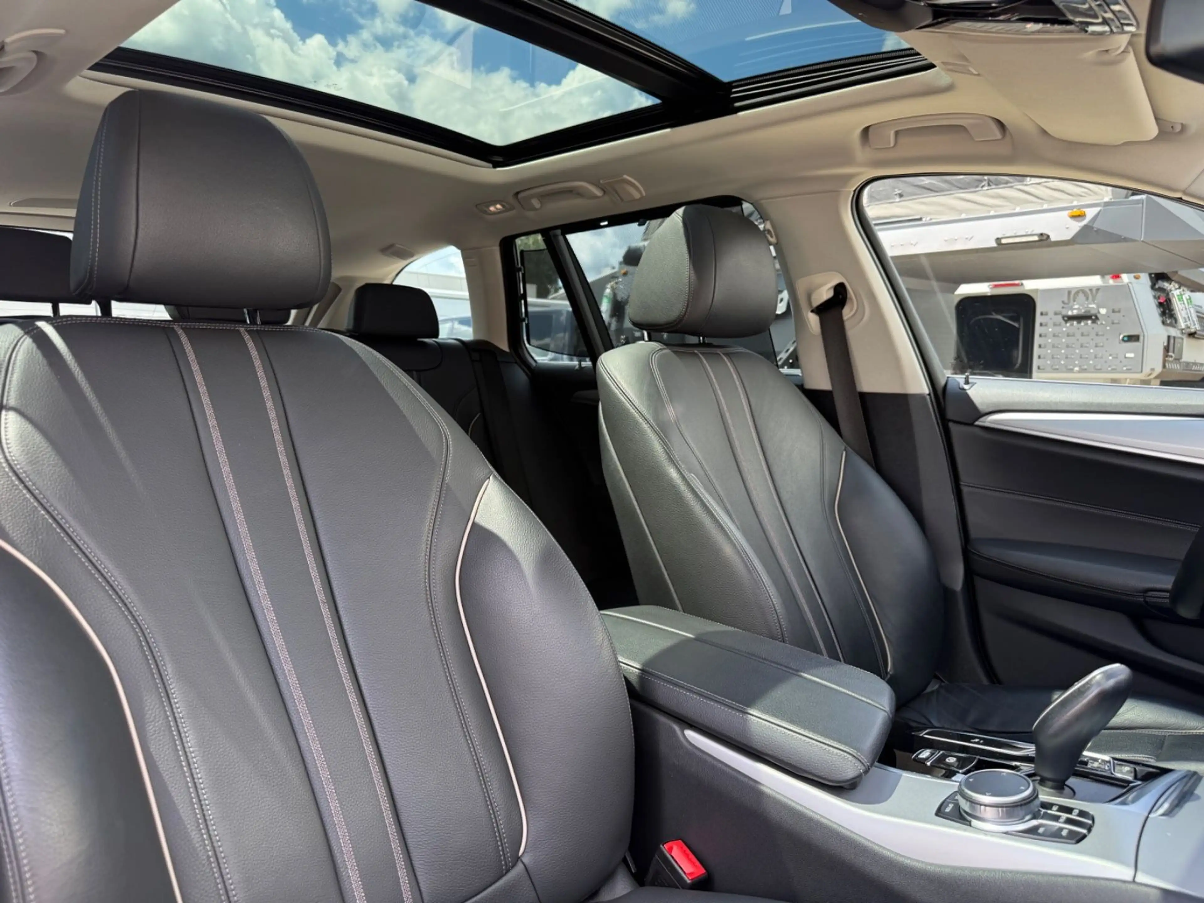 BMW 518 dTouringLCI/ Aut/LuxLine/Pano/Kam/Leder/ — photo 29