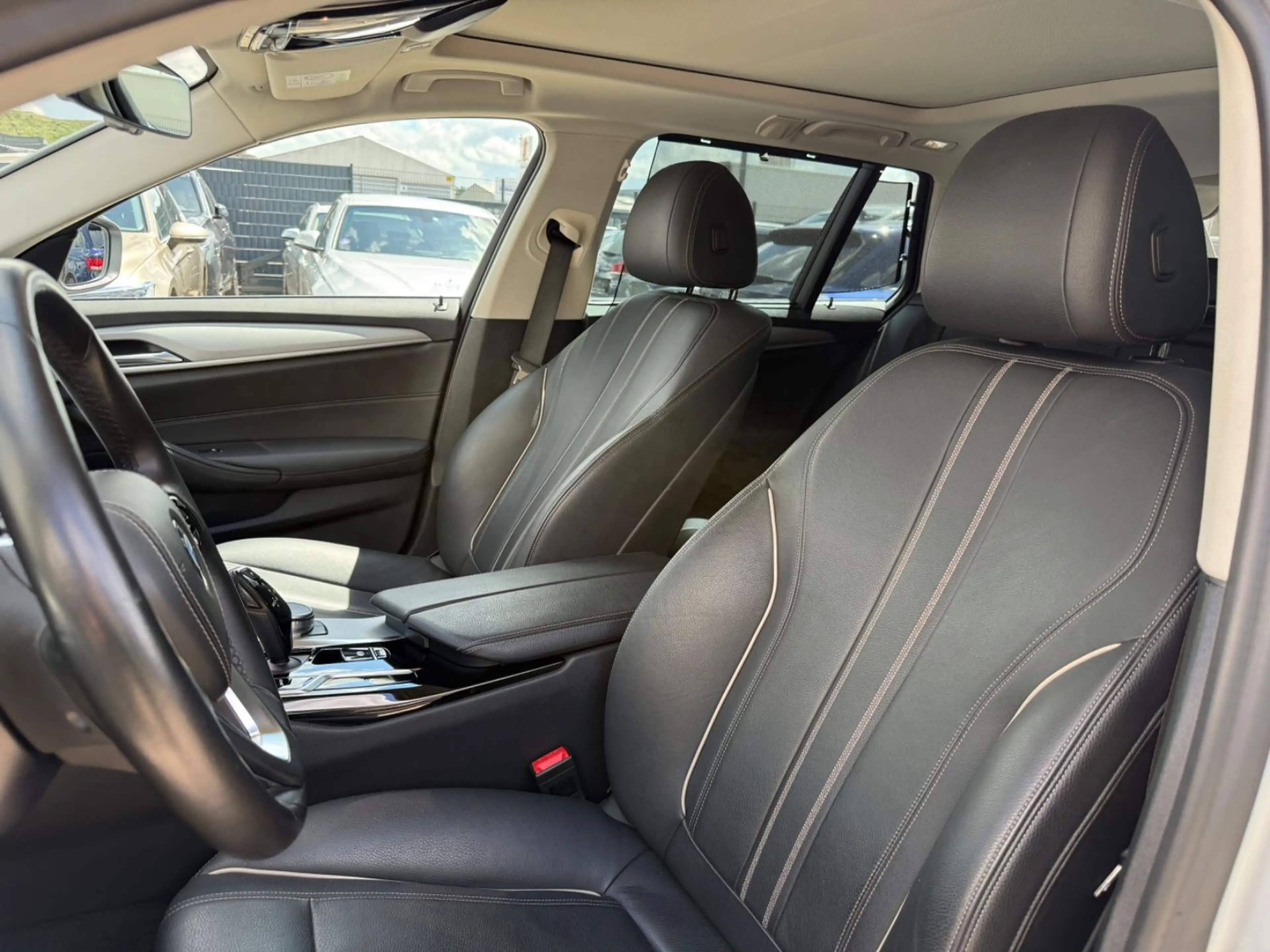 BMW 518 dTouringLCI/ Aut/LuxLine/Pano/Kam/Leder/ — photo 15