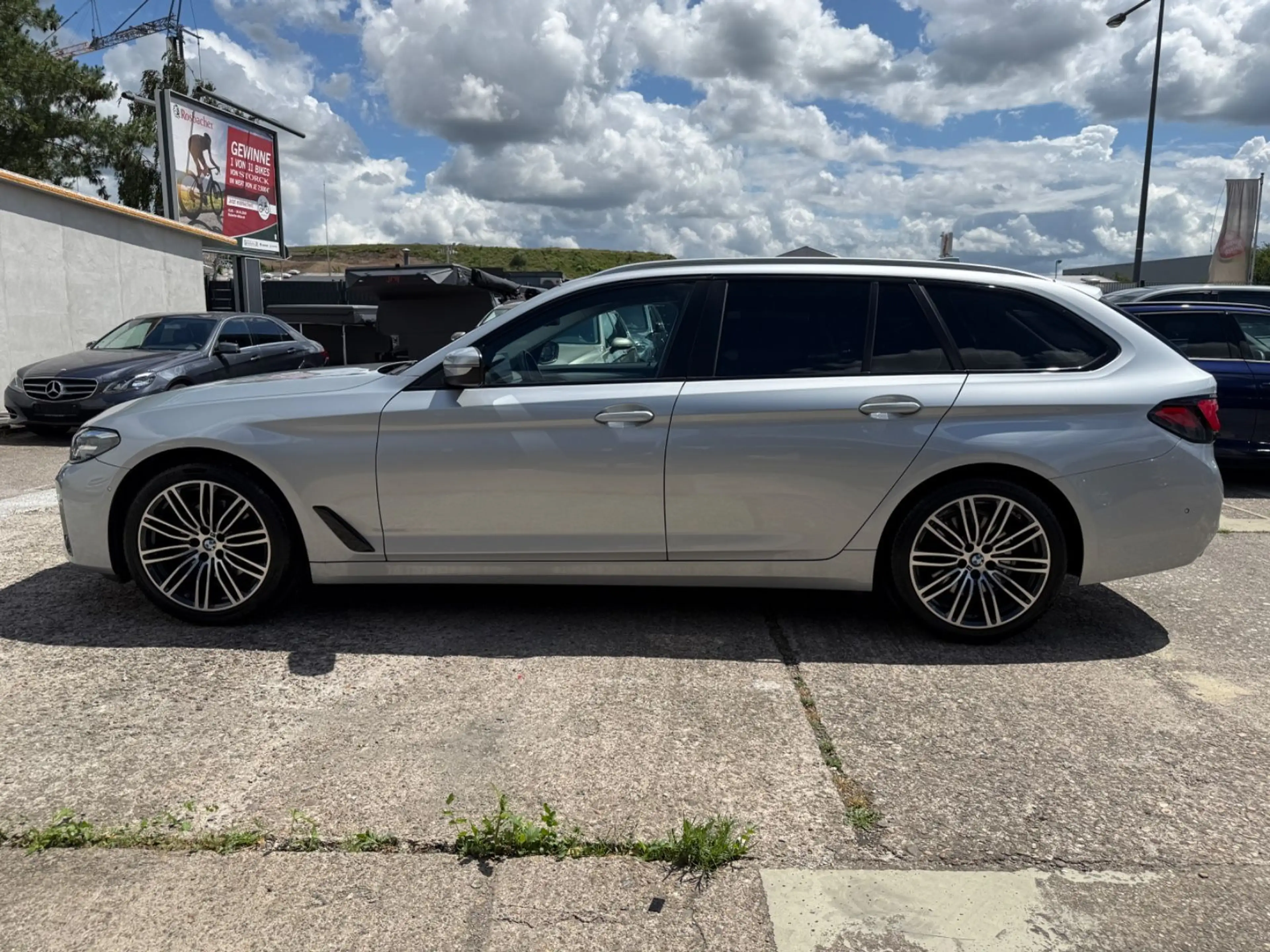 BMW 518 dTouringLCI/ Aut/LuxLine/Pano/Kam/Leder/ — photo 10