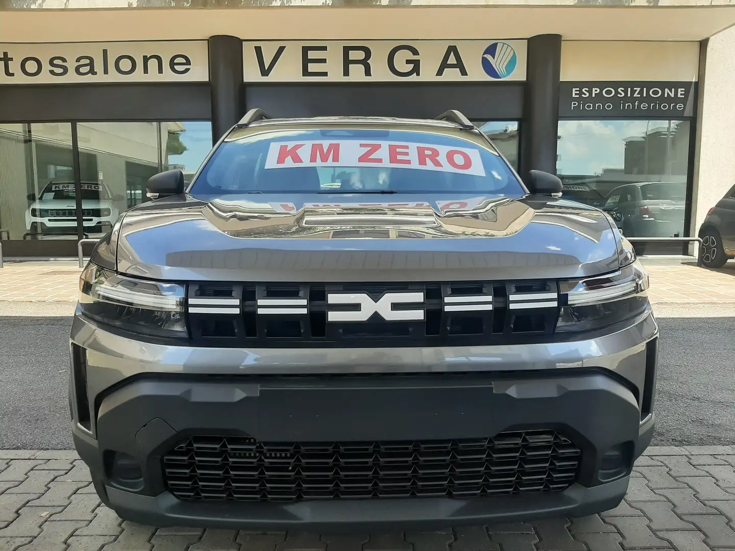 Dacia Duster 1.0 Essential ECO-G 100CV No vincolo finanziamento Grigio - 2