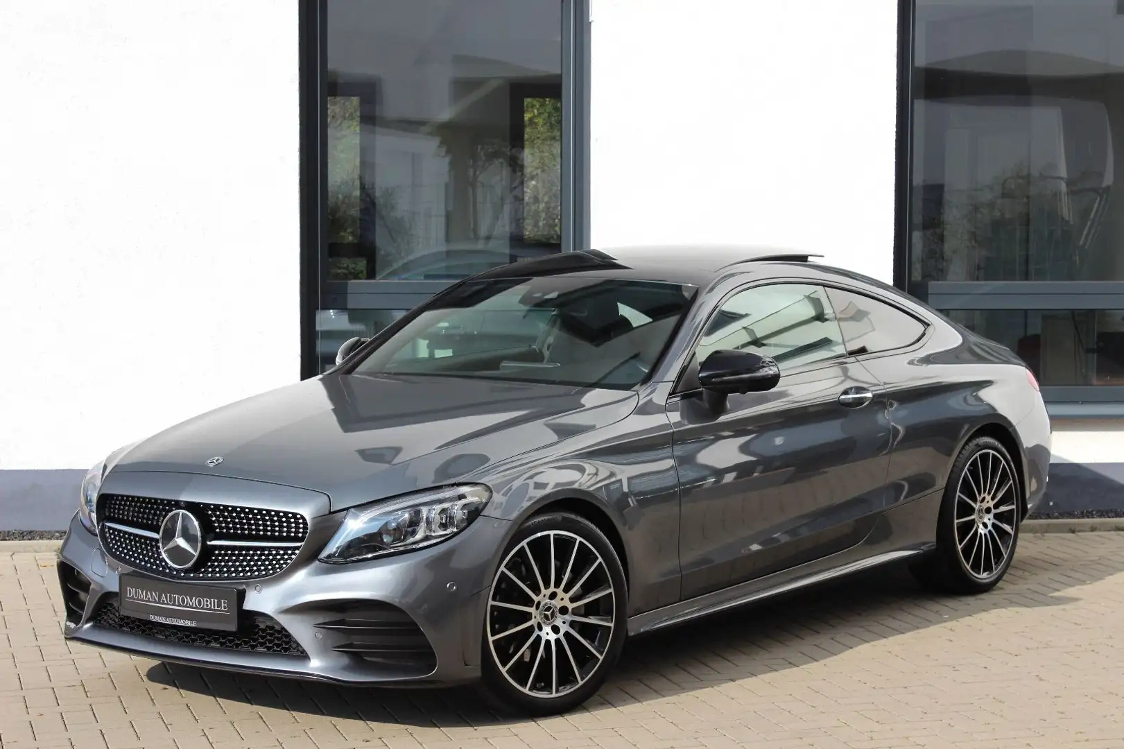 Mercedes-Benz C 200 d Coupe **AMG-PAKET PANO 360° 19 ZOLL** Gris - 1