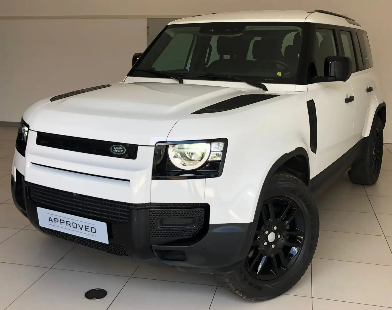 Land Rover Defender 110 2.0 SD4 240CV AWD Auto S Biały - 1