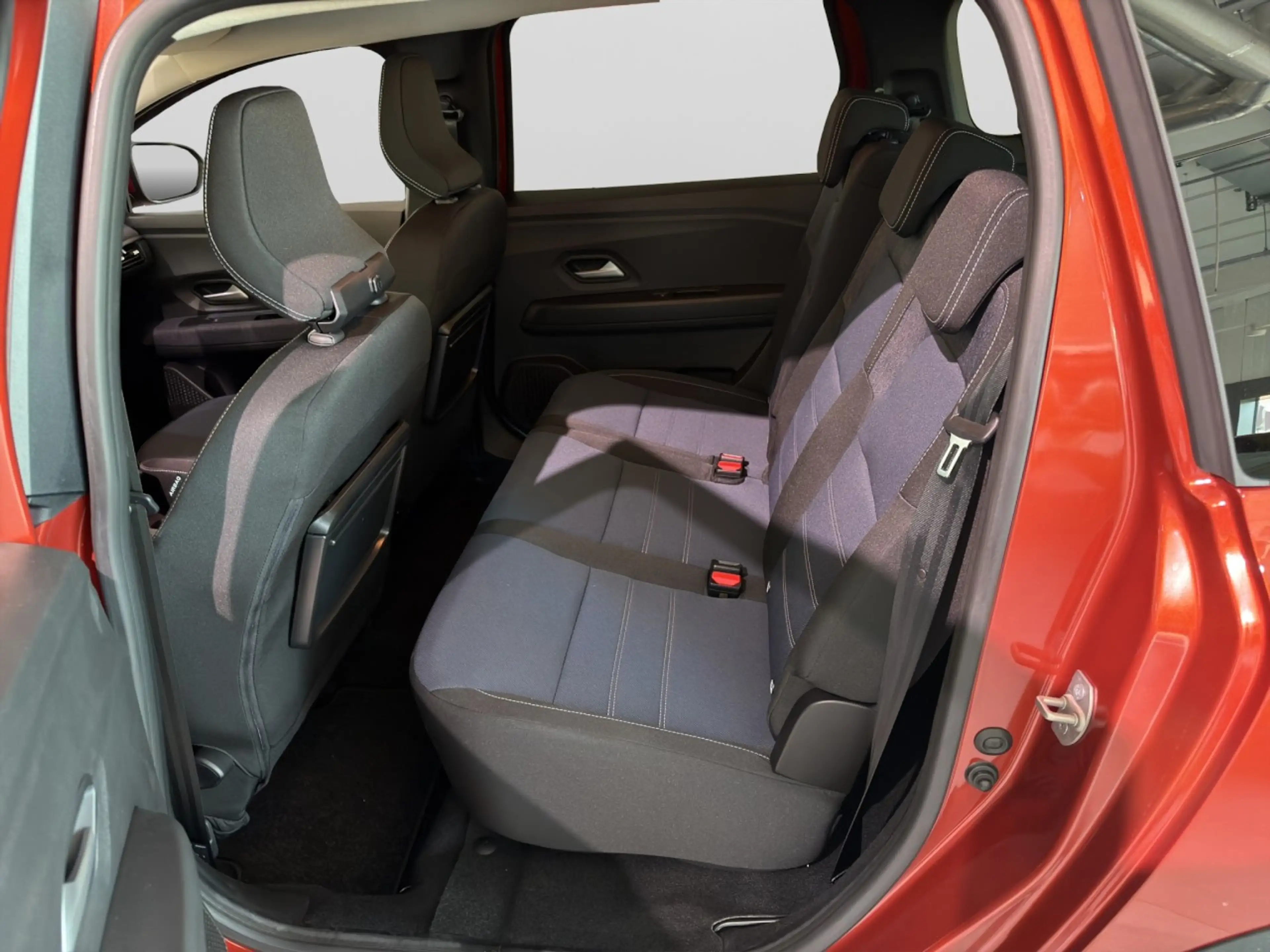 Dacia Jogger Journey Eco-G 120 auto Multiview Kamera Klima — photo 14