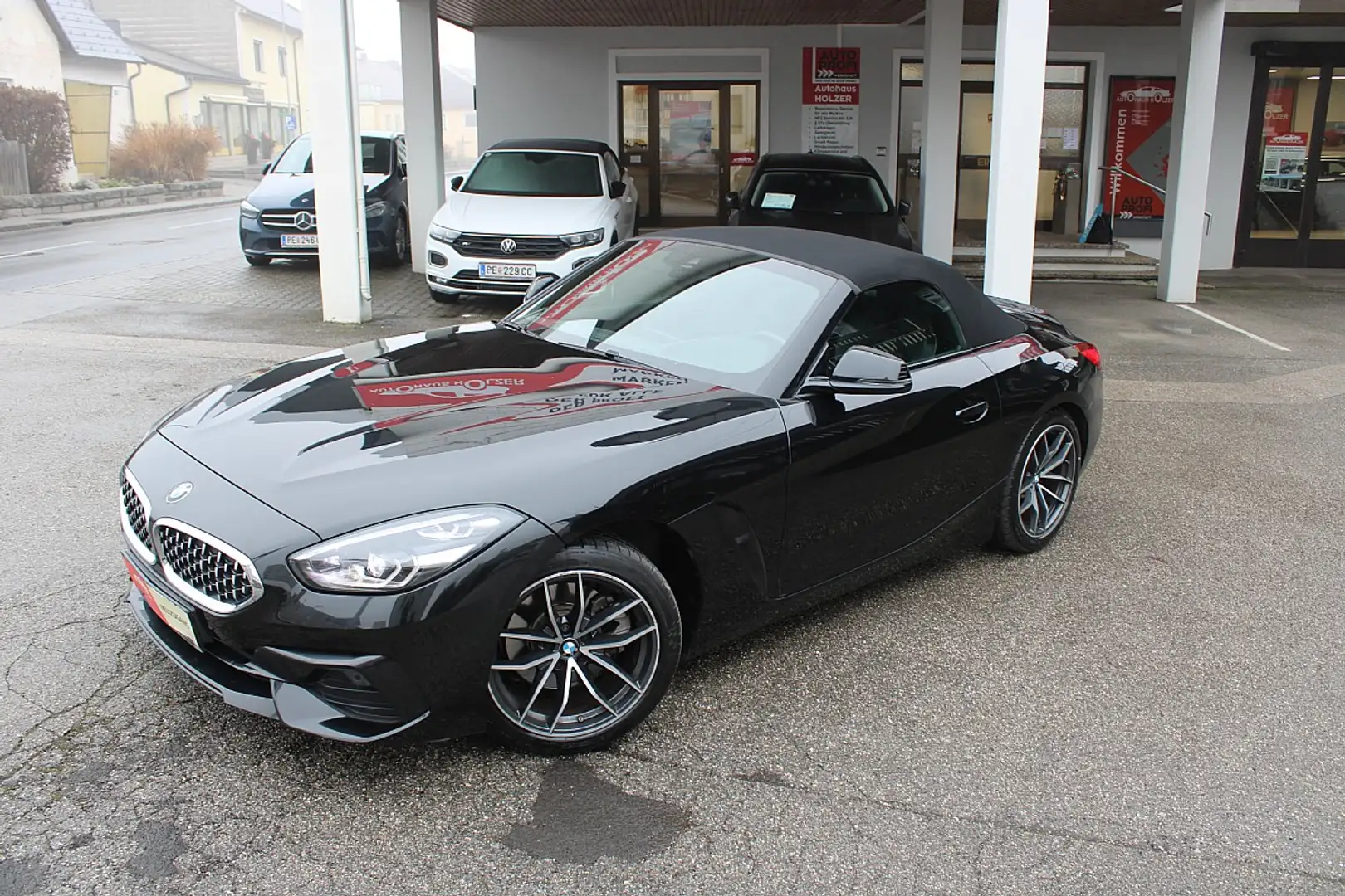 BMW Z4 sDrive 30i Aut. Sportline *HUD, Keyless* Schwarz - 2