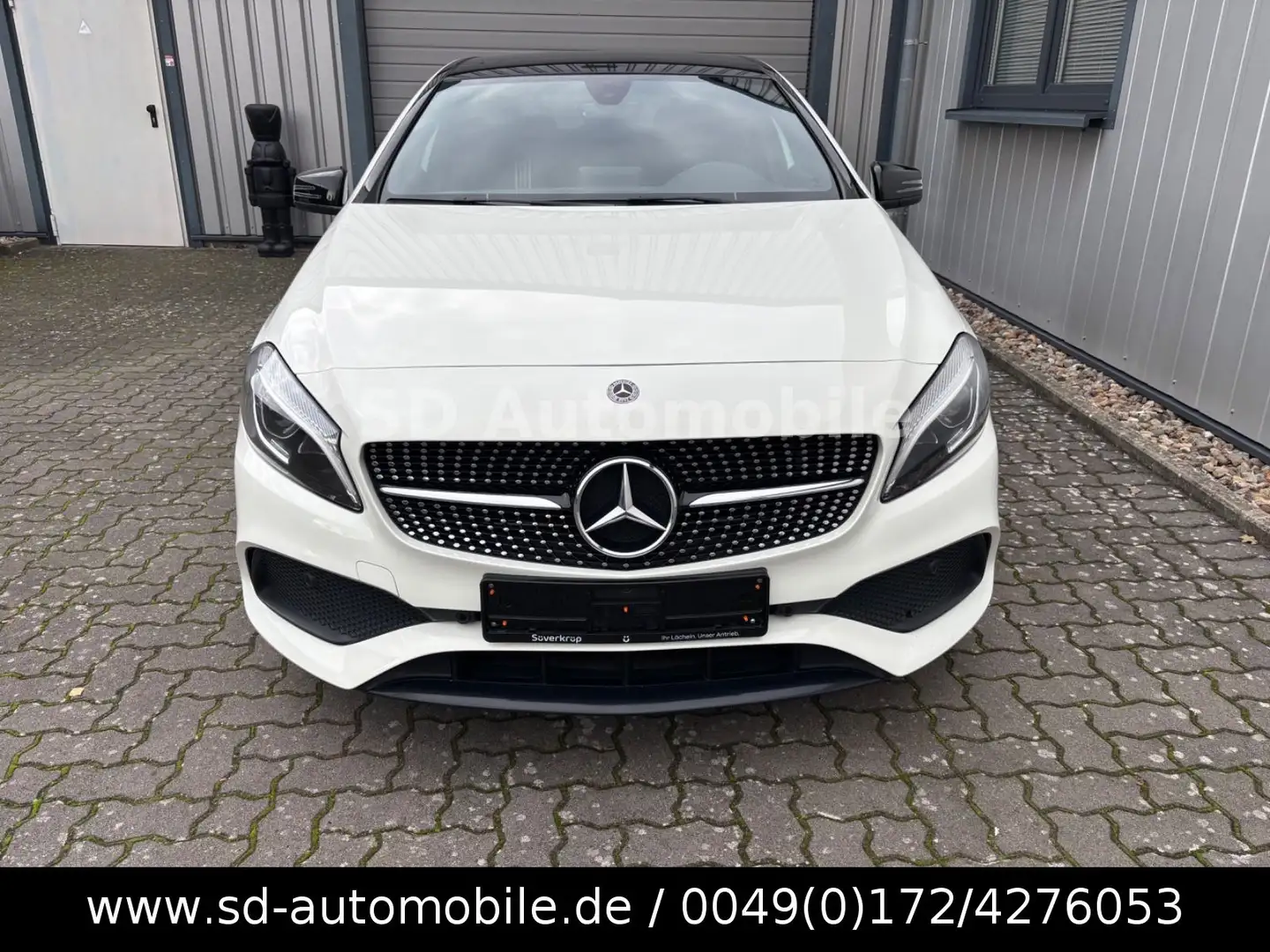Mercedes-Benz A 250 BlueEfficiency AMG LINE/PANORAMA/NIGHT/KAM Blanc - 2