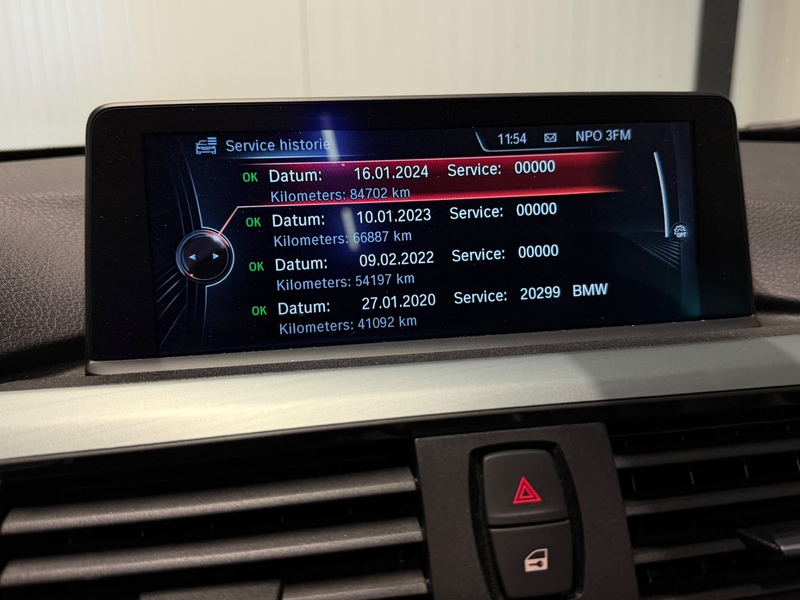 BMW 435 4-serie Cabrio 435i High Executive Sport HUD Keyle — photo 22