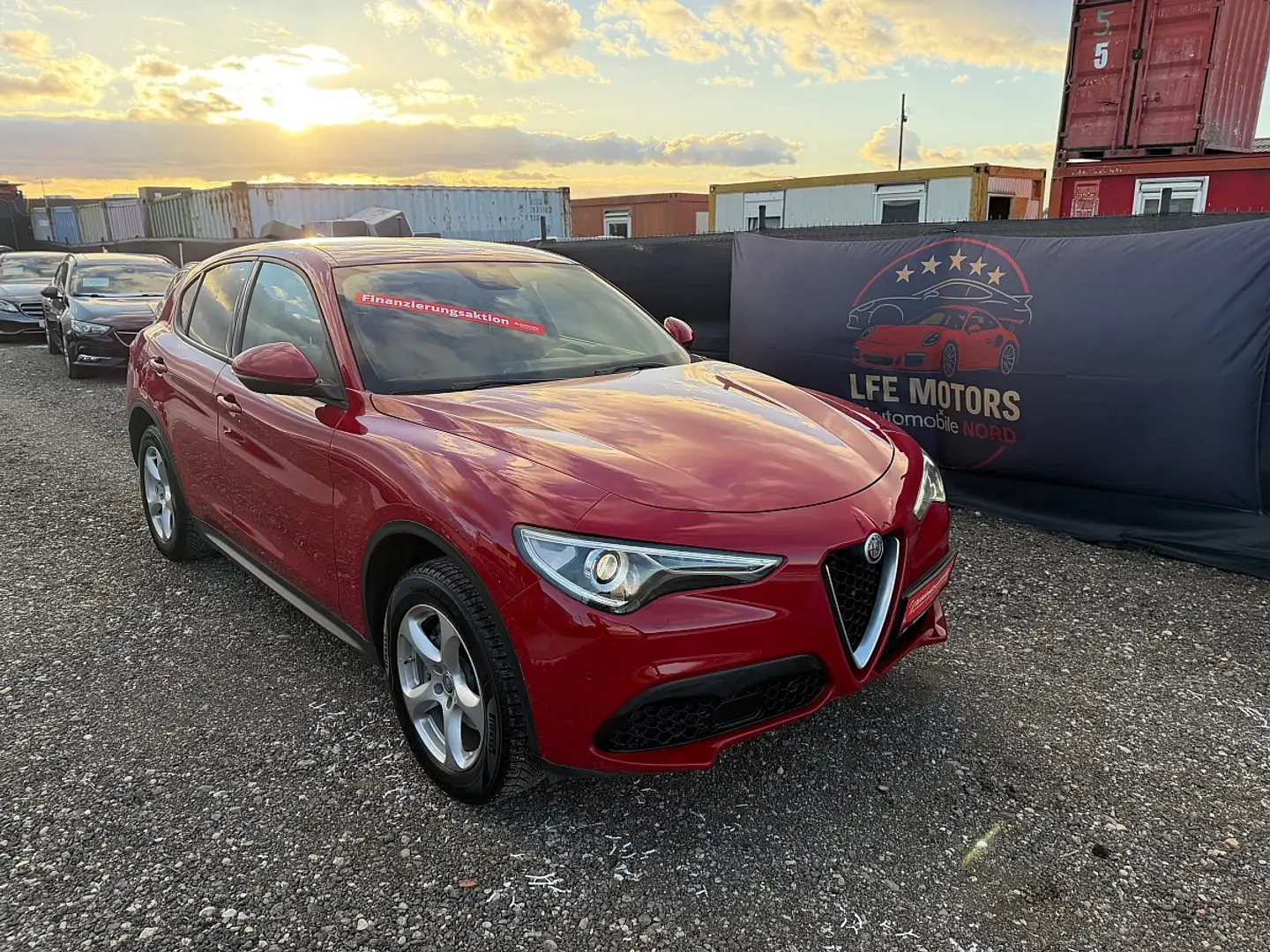 Alfa Romeo Stelvio Q4 2.2 - ALLRAD - MEGA Ausstattung - TOP - Rot - 2