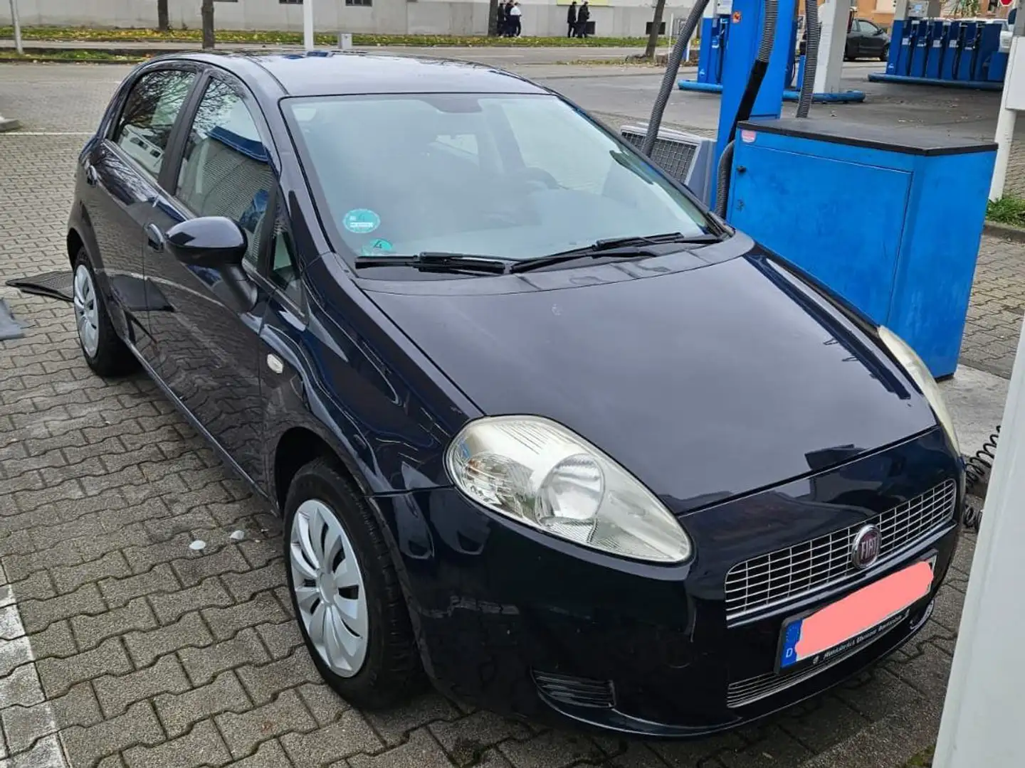 Fiat Grande Punto Grande Punto  5-Türer 1.2 8V Dynamic Blau - 2