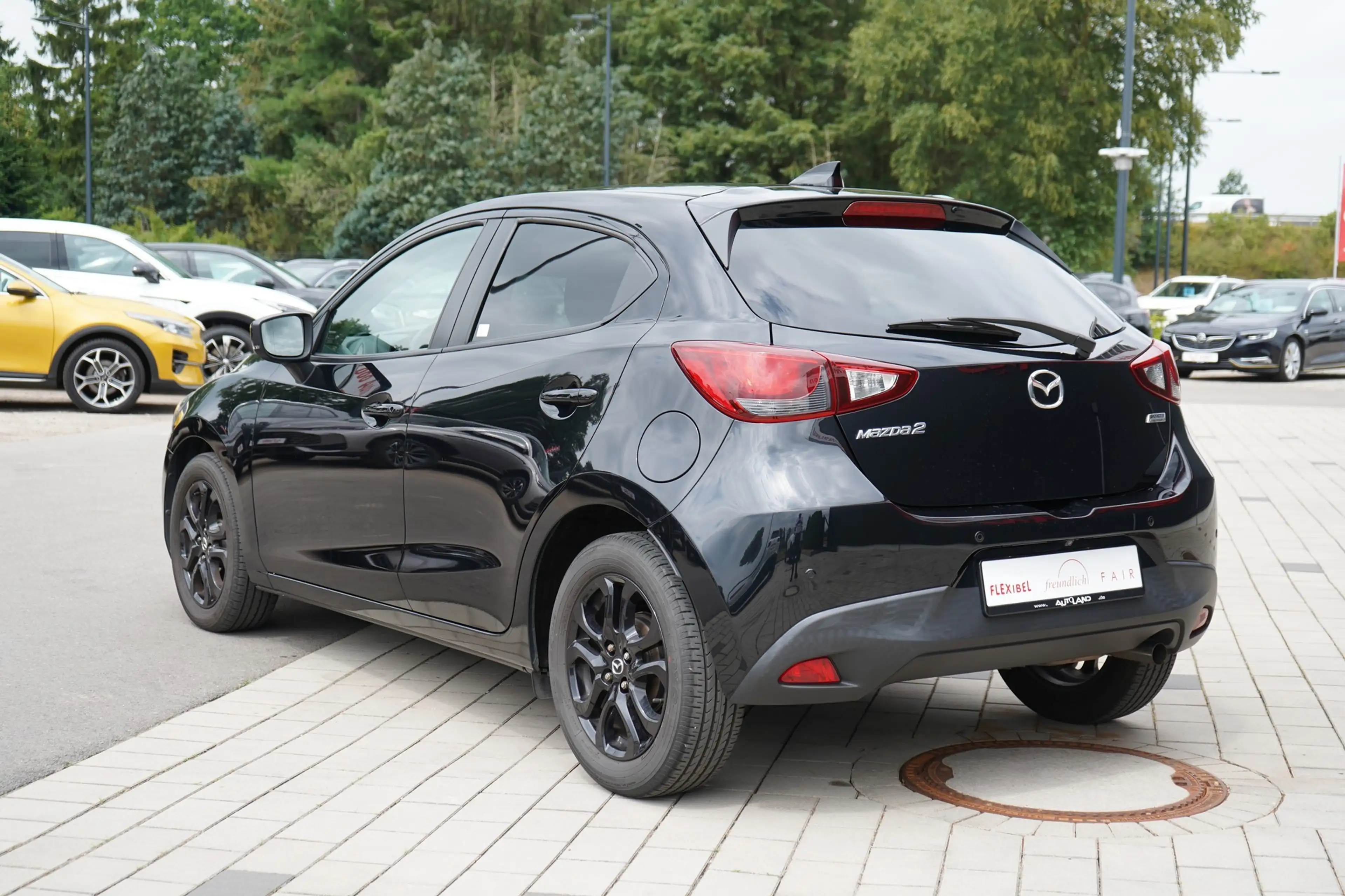 Mazda 2 1.5 Skyactiv-G Center-Line AAC Sitzheizung PDC — photo 3