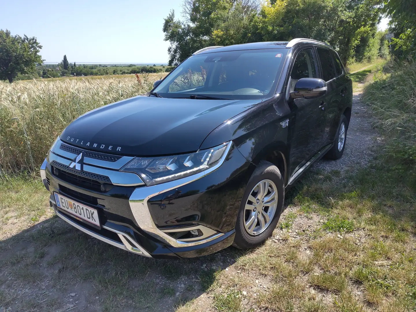 Mitsubishi Outlander Outlander 2,4 PHEV Diamond Connect Connect Negro - 1