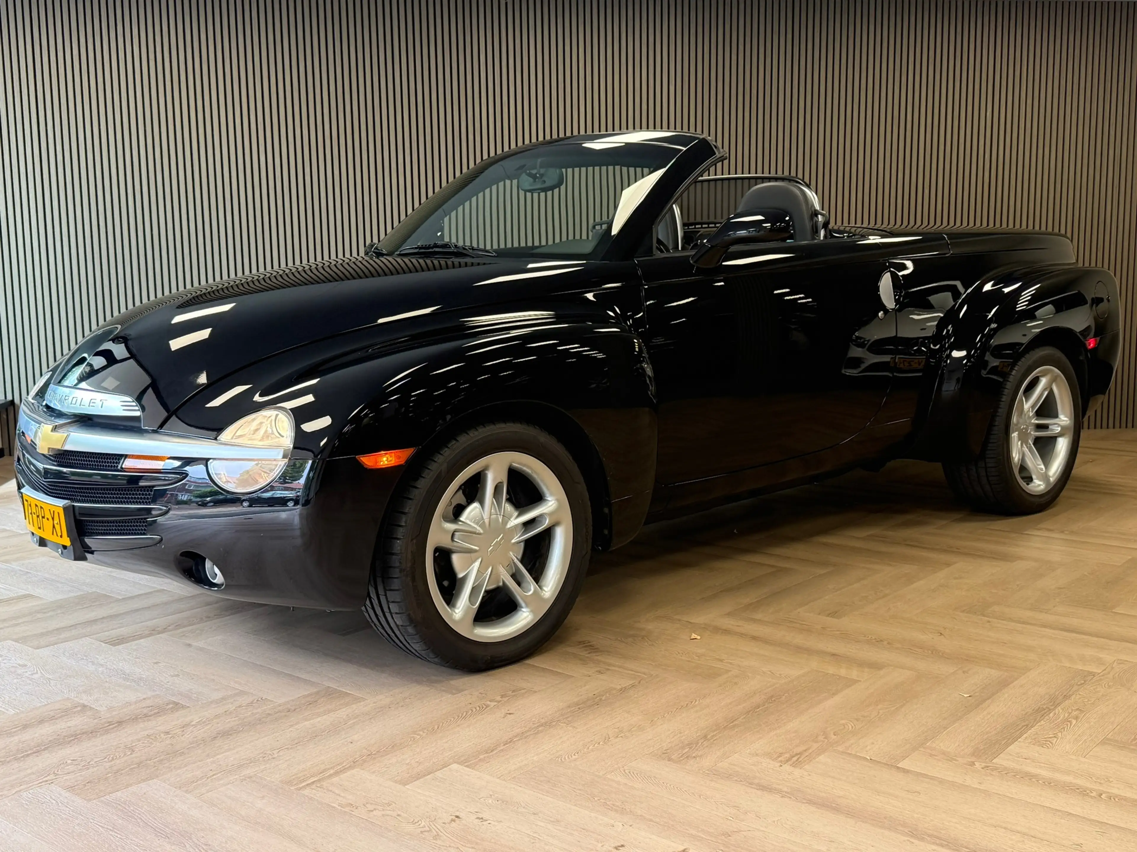 Chevrolet SSR Cabriolet PICK UP GRIJS KENTEKEN NAP AIRCO TREKHAA — photo 2