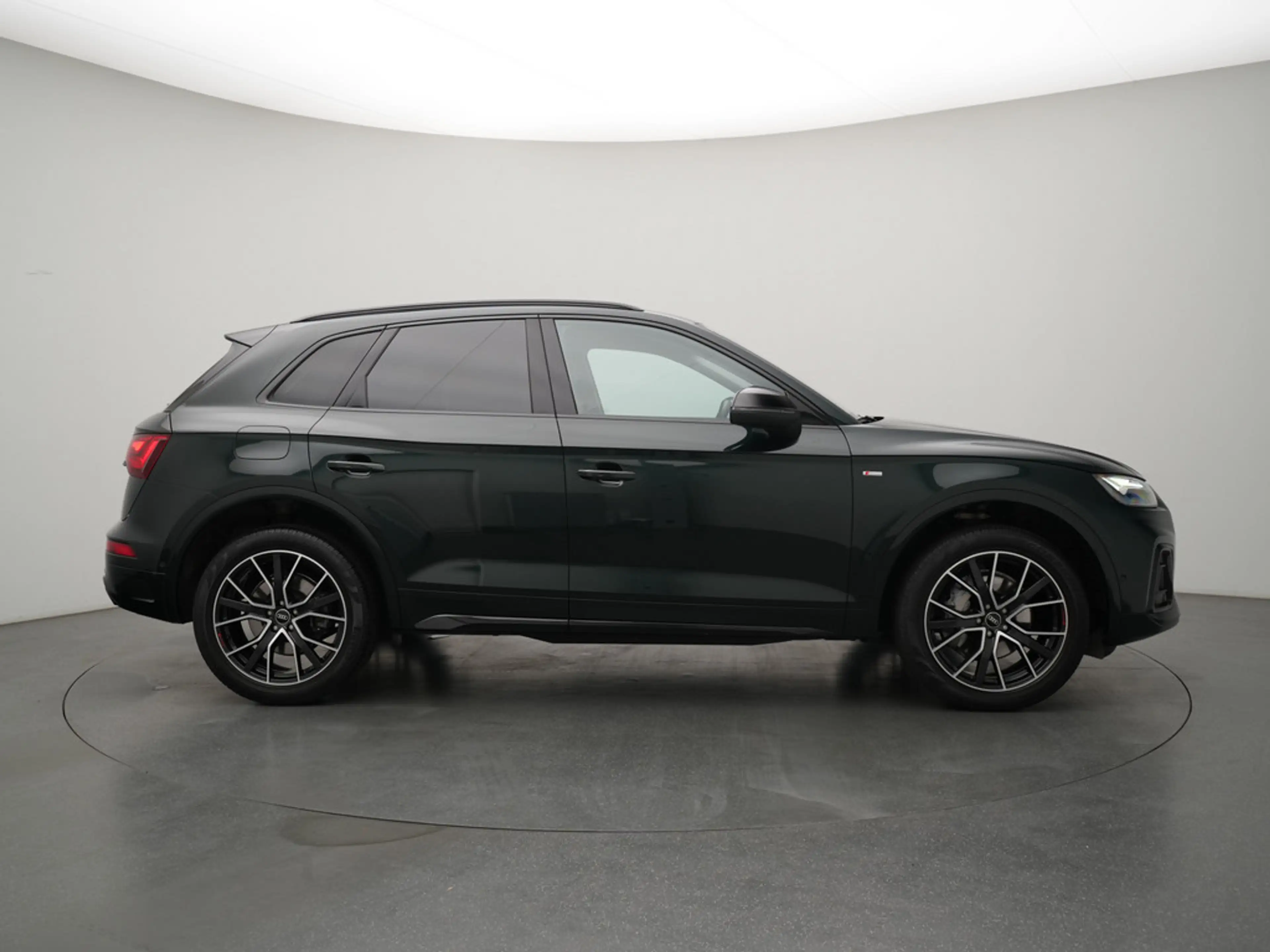 Audi Q5 45 quattro S line AHK ACC NAVI SHZ 360° — photo 3