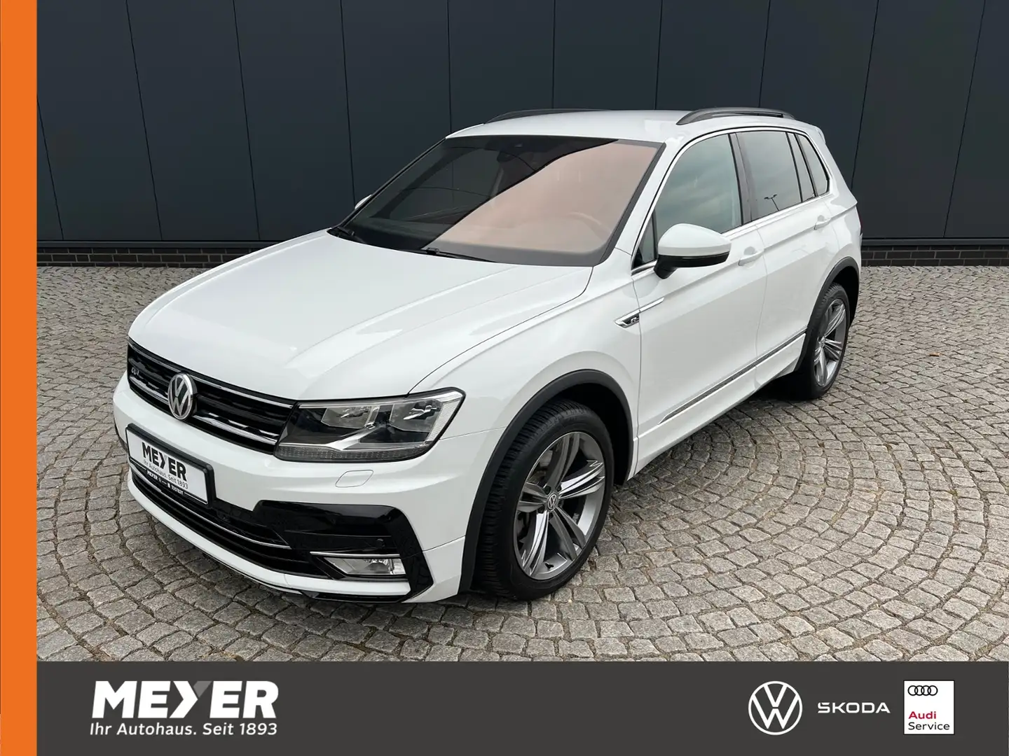 Volkswagen Tiguan Comfortline 2.0 TSI DSG 4MOTION *R-Line-Paket, AH Blanc - 1