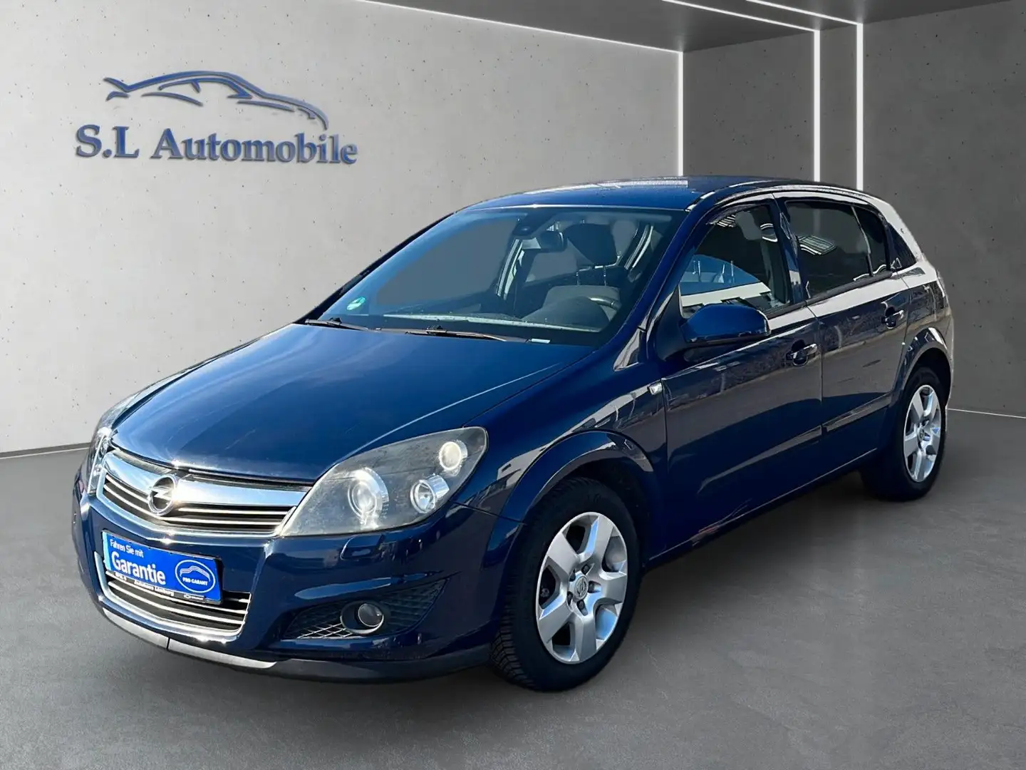 Opel Astra H Lim. Innovation Wagen Nr.:106 Blau - 2