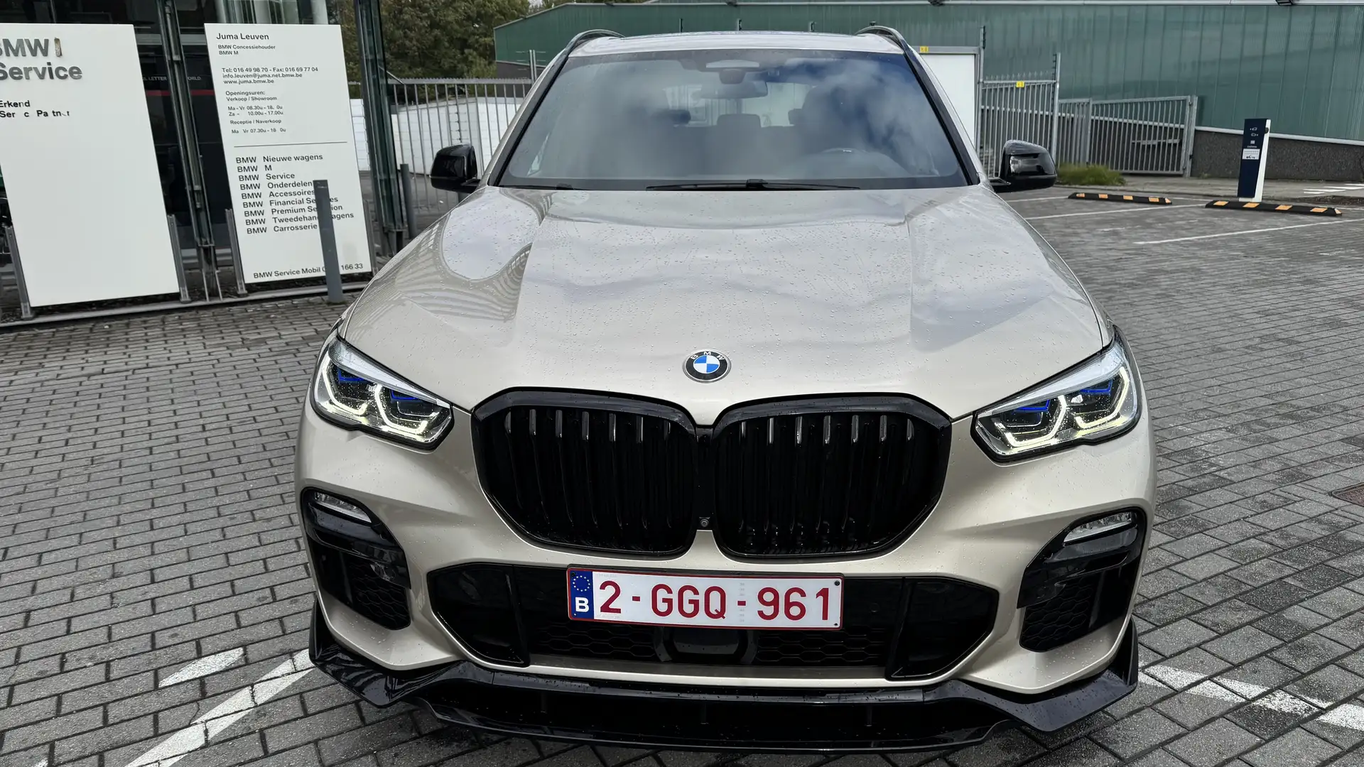 BMW X5 xDrive30d M pakket Beige - 1