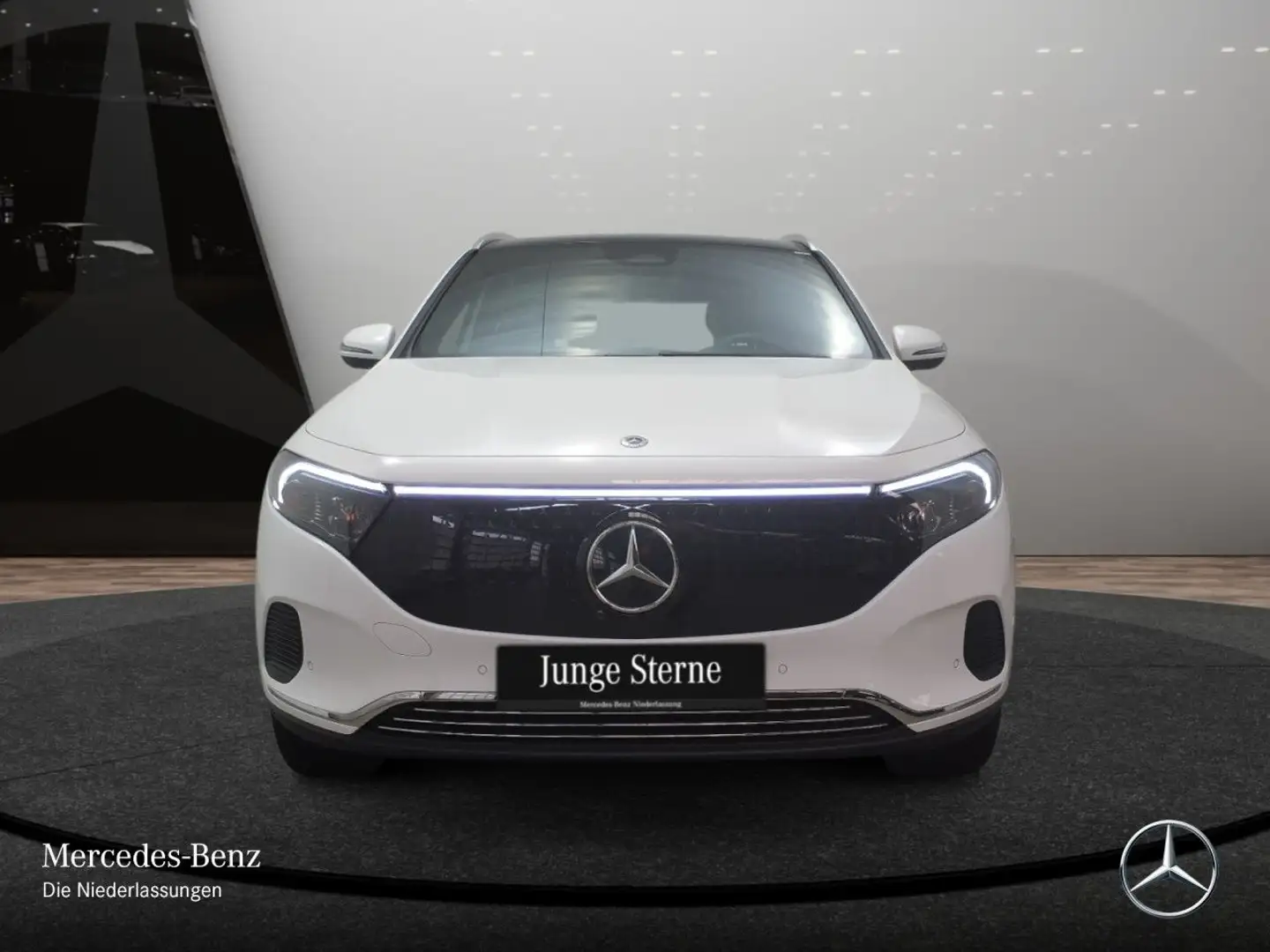 Mercedes-Benz EQA 350 4M PROG+PLUS-PAKET+AHK+PANO+360+MEMORY Weiß - 2