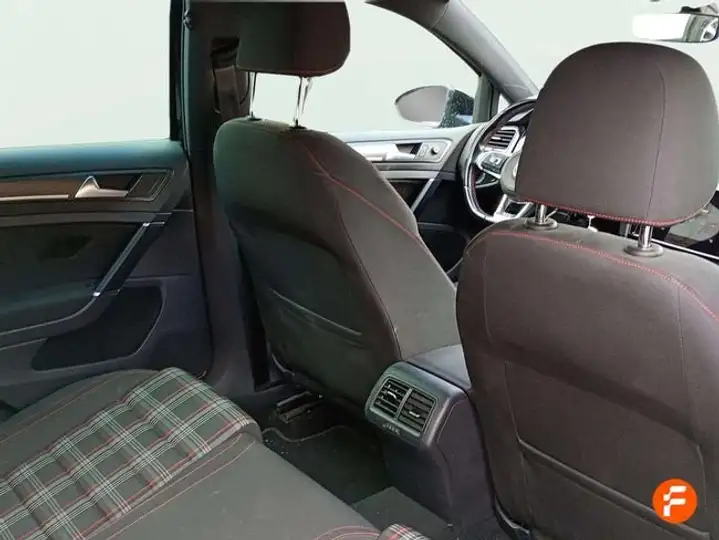 Volkswagen Golf 2019, foto 17