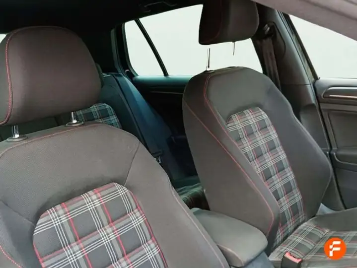 Volkswagen Golf 2019, foto 14