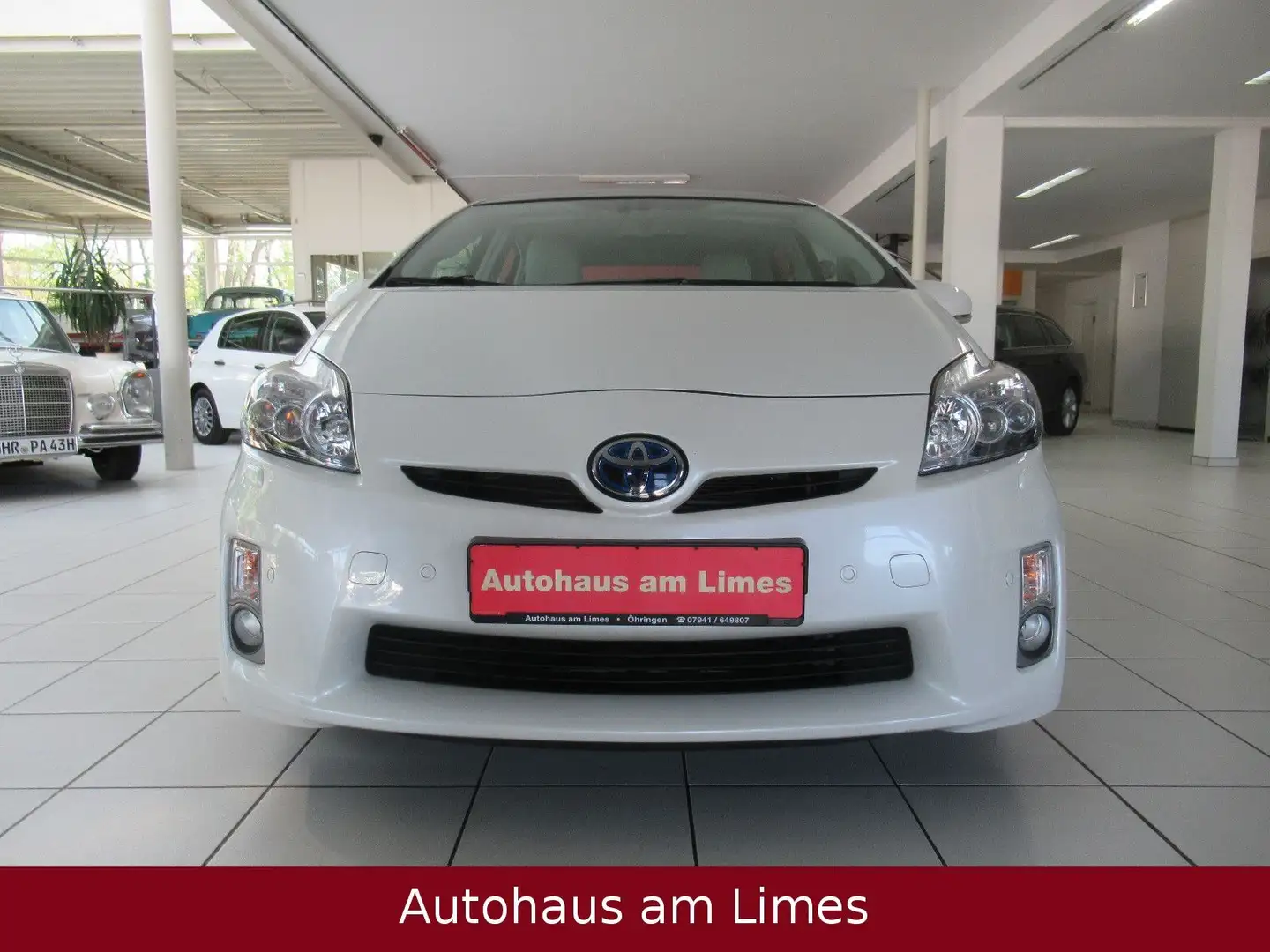 Toyota Prius Premium Navi Leder Xenon Pano Solar HUD Beyaz - 2