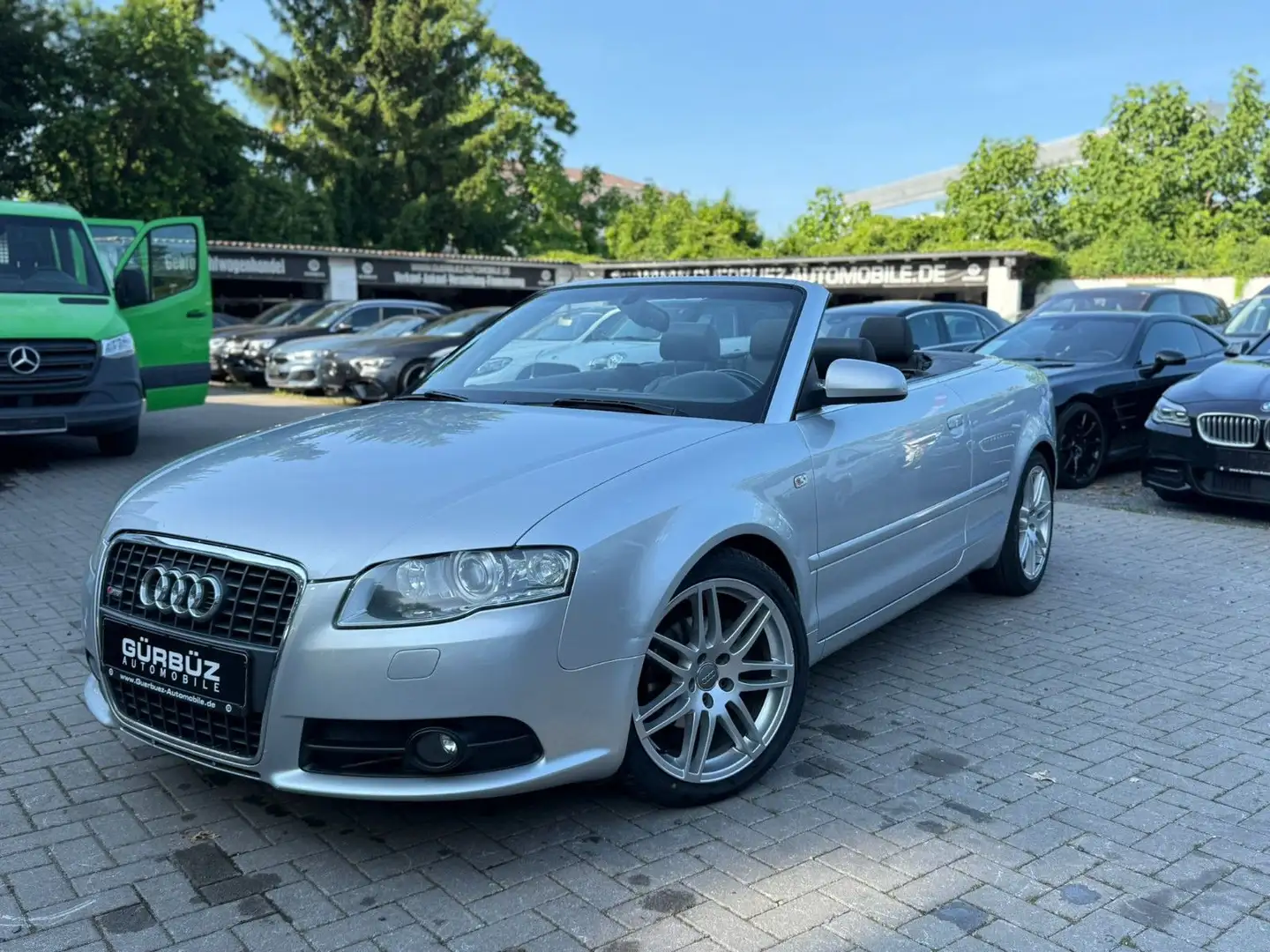 Audi A4 Cabriolet 2.0 TDI *S-Line* Navi* Szhz* TÜV* Argent - 1