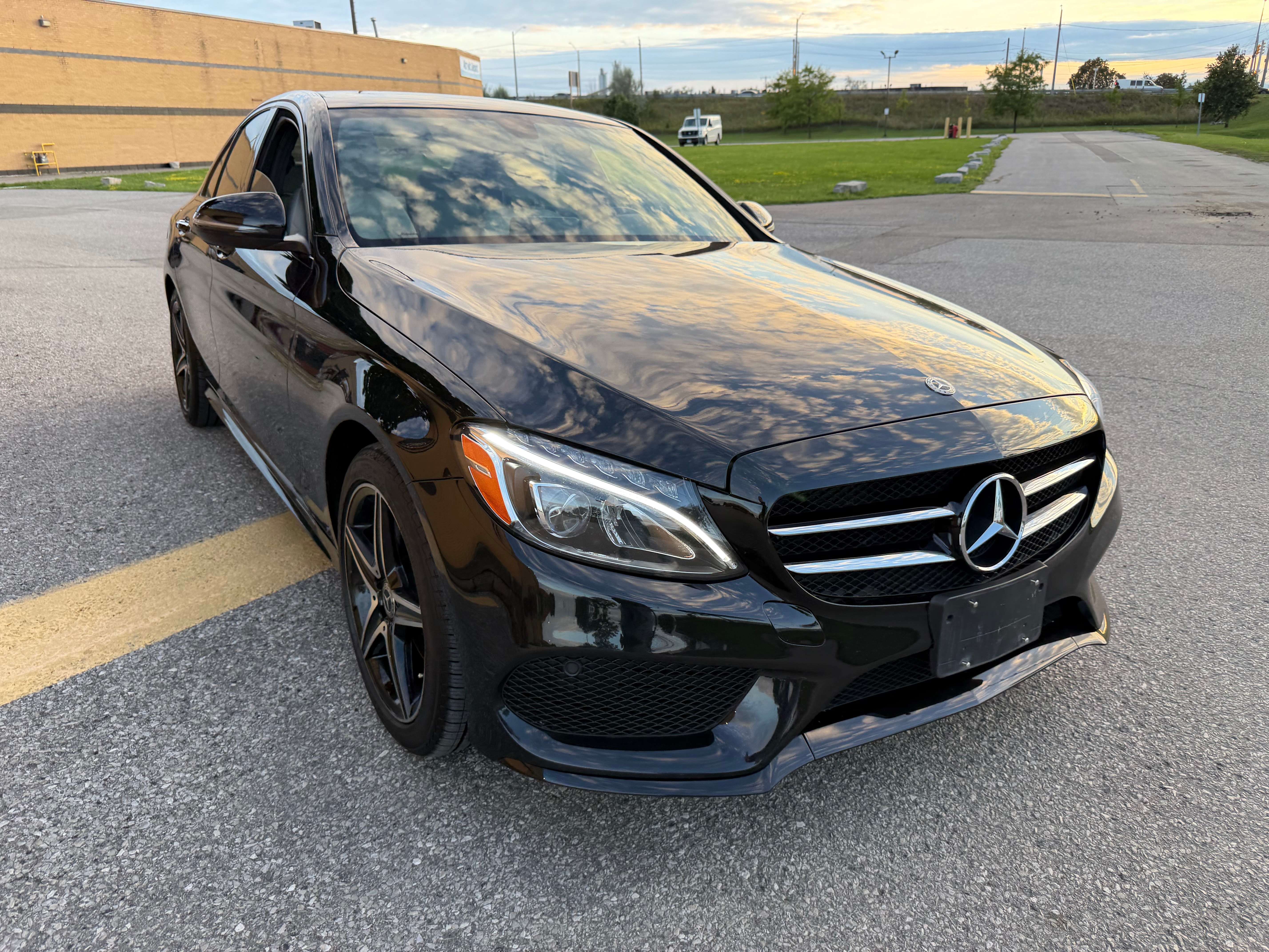 2018 Mercedes-Benz C-Class AMG NIGHT PKG, PANO ROOF, AWD, CERTIFIED, 68,000 K — снимка 1