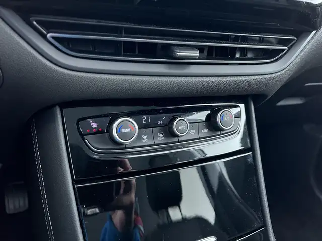 Opel Grandland view 13