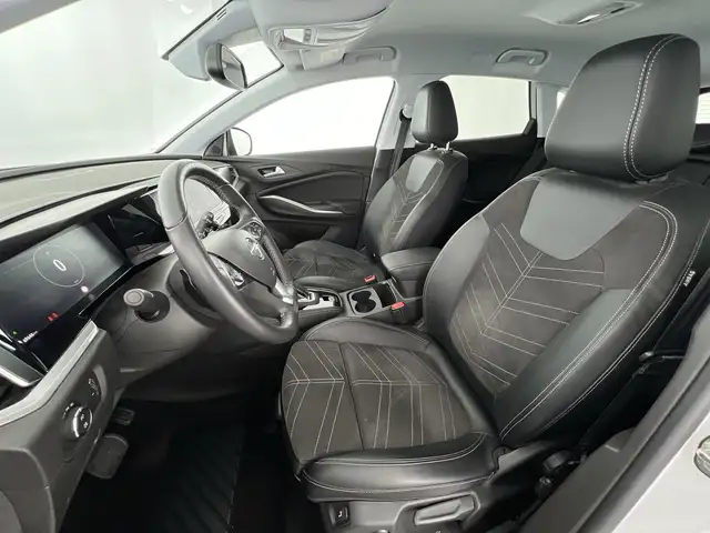 Opel Grandland view 7