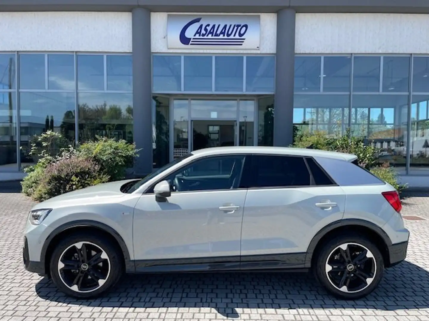 Audi Q2 35 TFSI S line S tronic S Line 18/PELLE/MATRIX/ACC Argento - 1