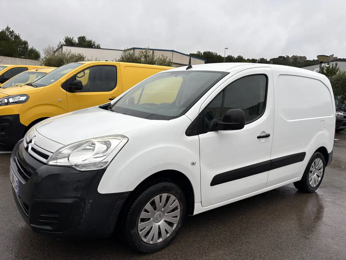 Citroen Berlingo M 1.6 BlueHdi 75 Business 3 PL Blanc - 1