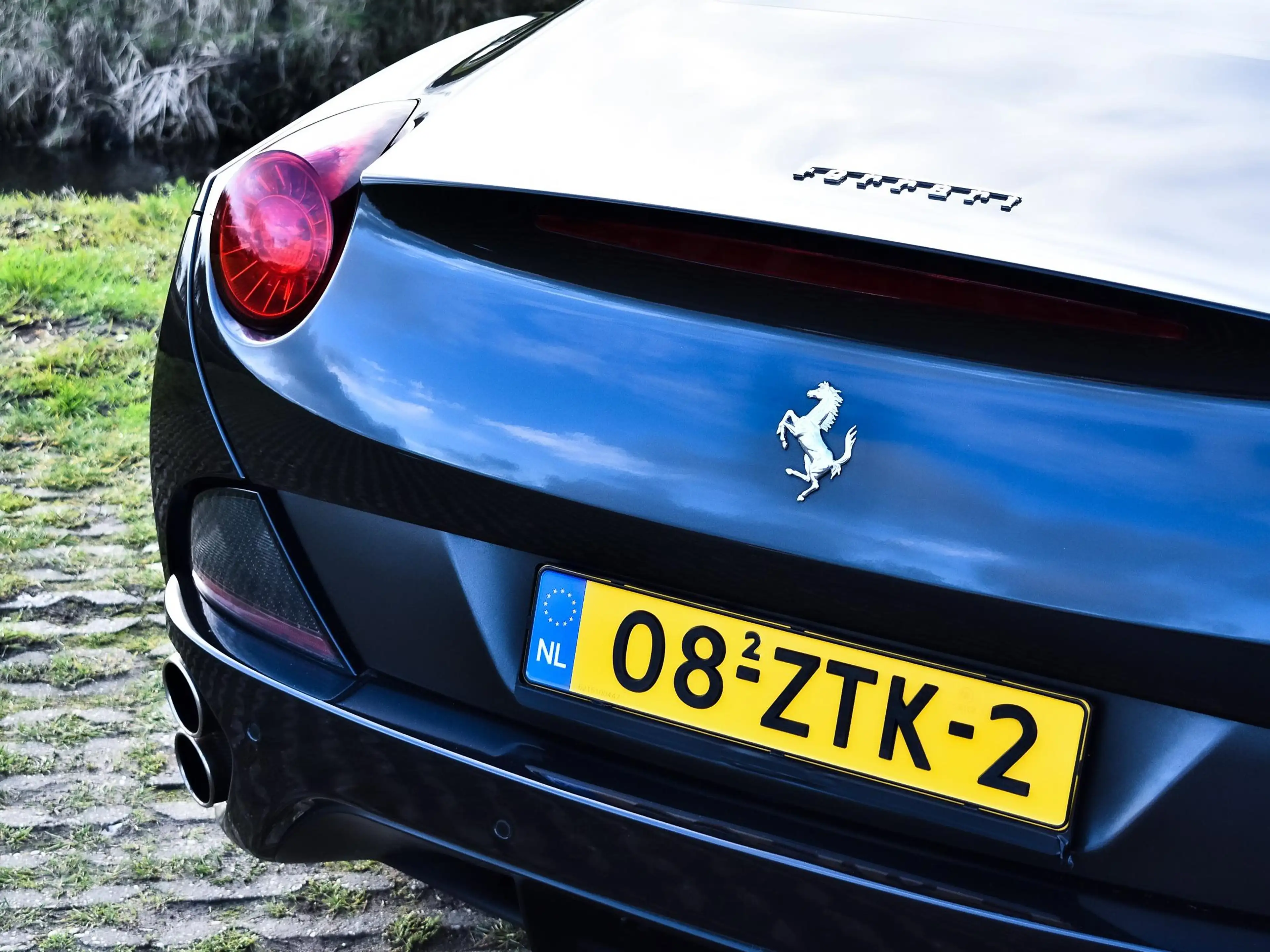 Ferrari California 4.3 V8 — photo 12
