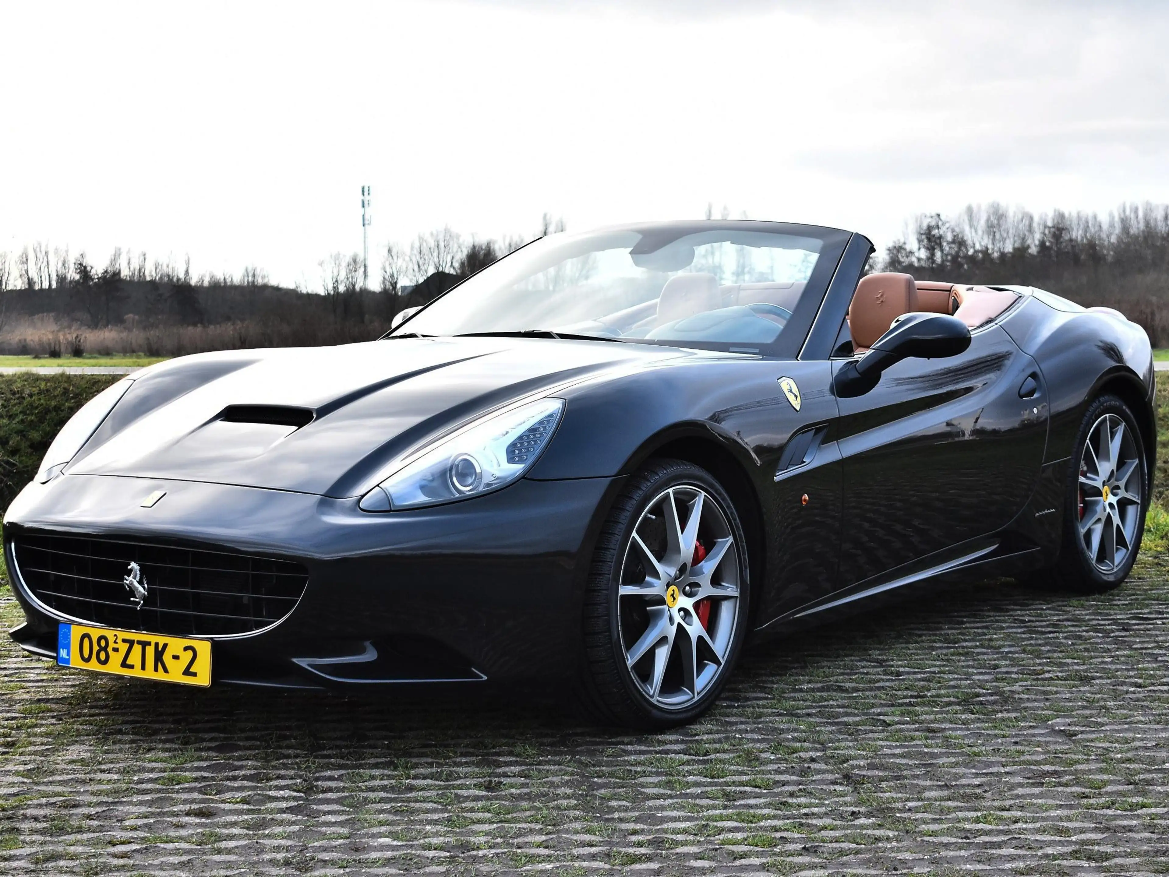Ferrari California 4.3 V8 — photo 2