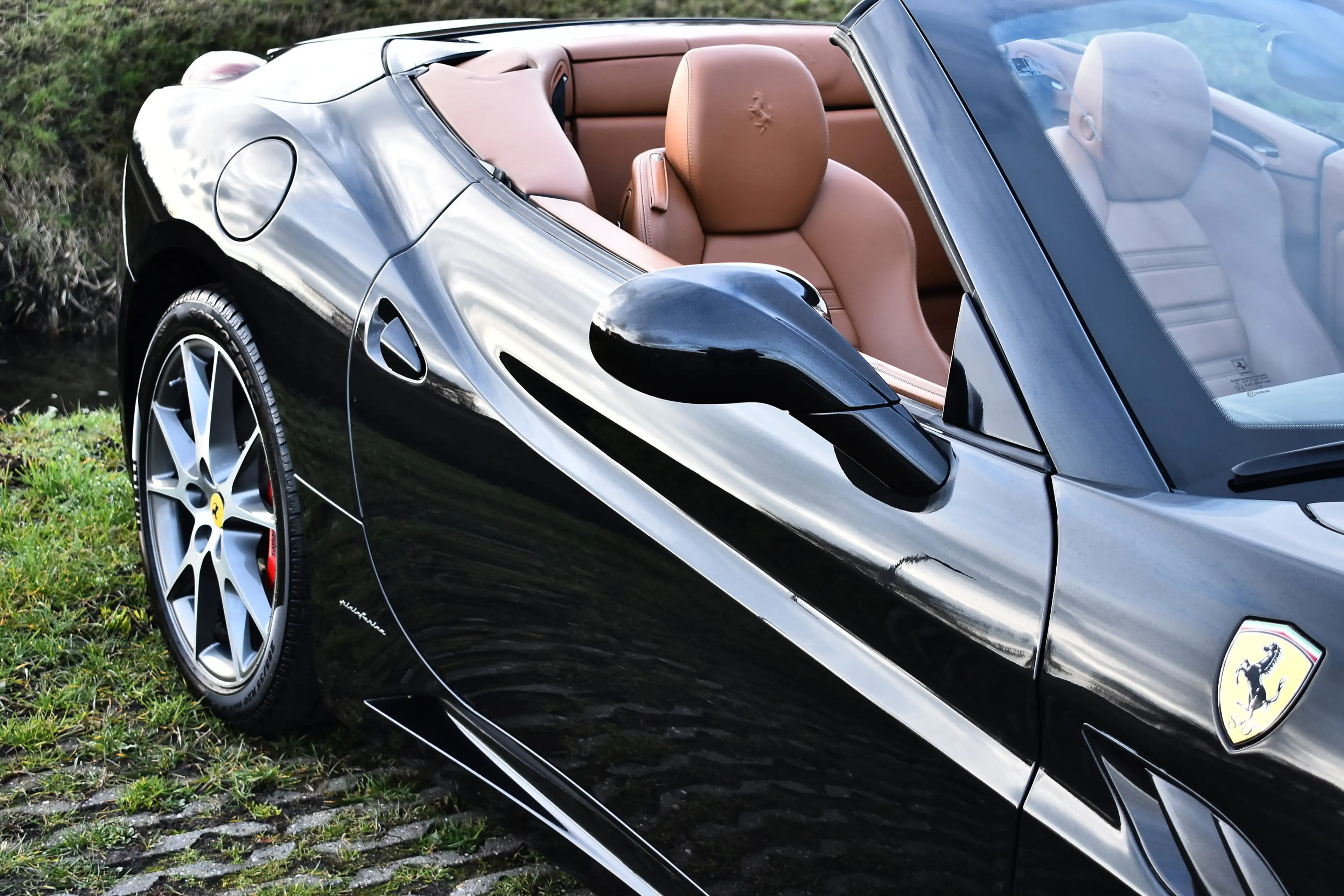 Ferrari California 4.3 V8 — photo 5